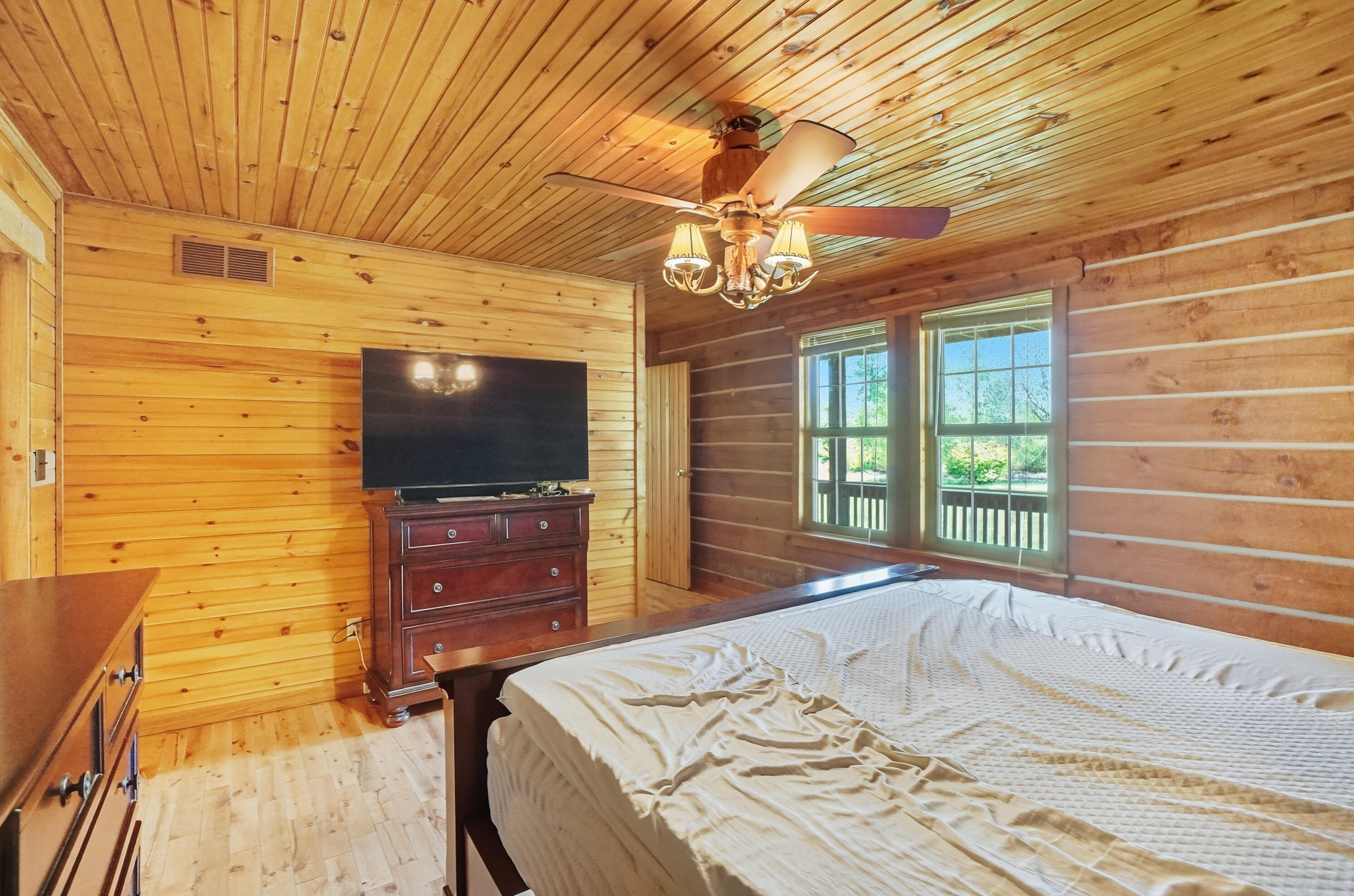 170 Parkview Road, Woodstock, Ohio 43084