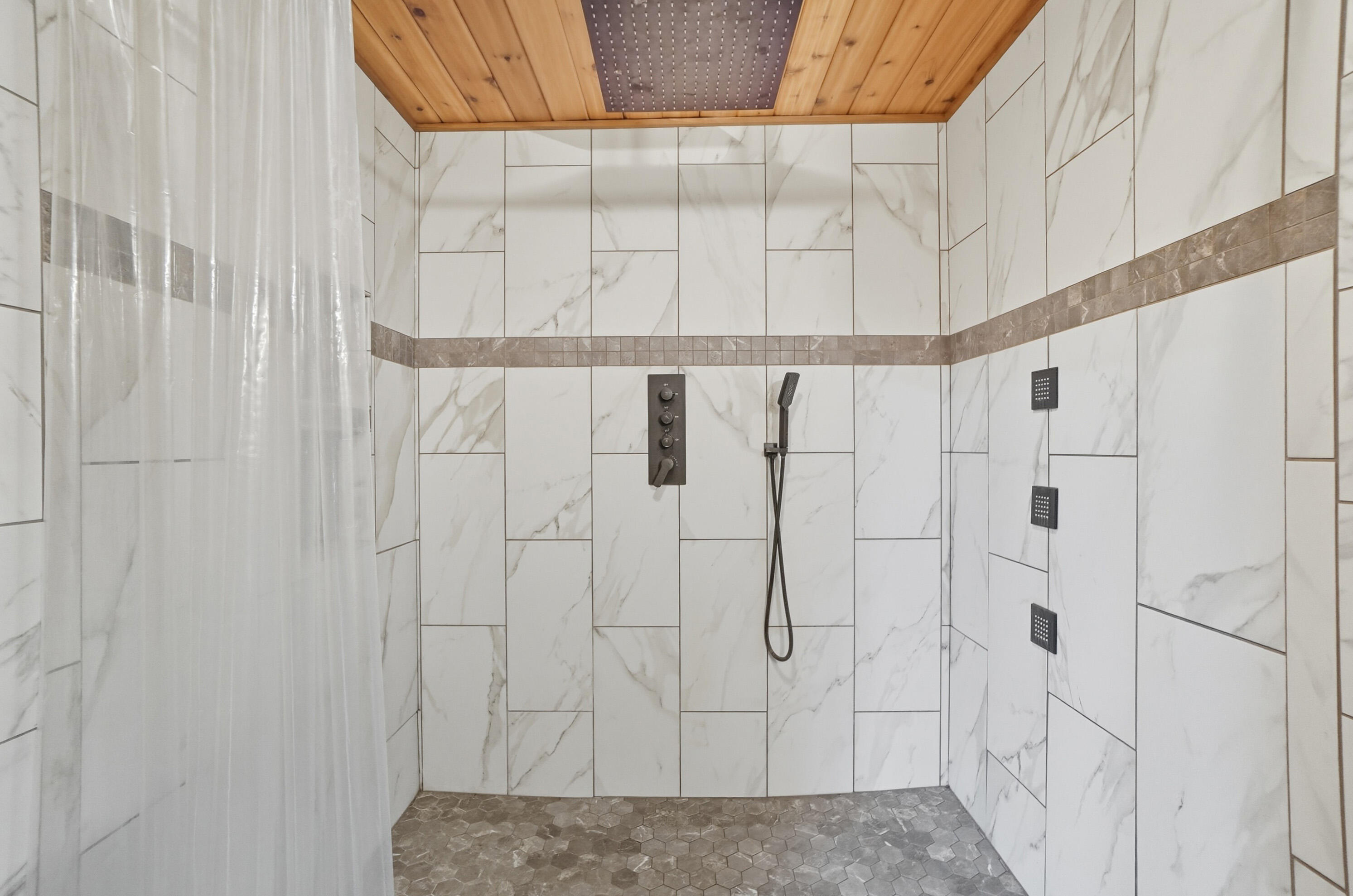 170 Parkview Road, Woodstock, Ohio 43084