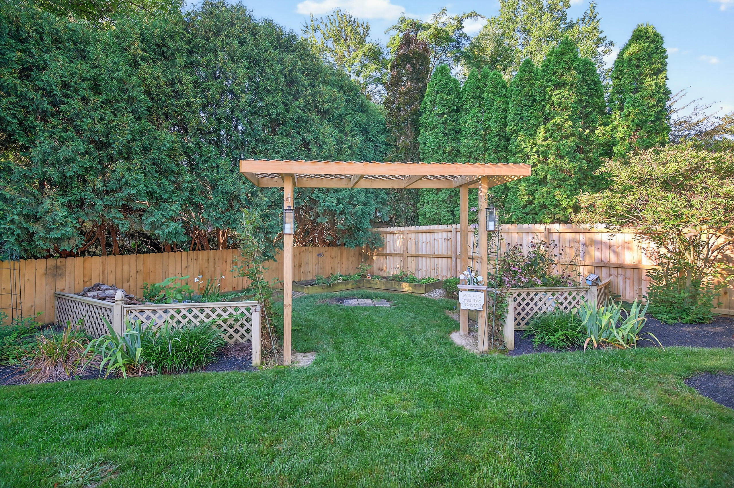 1680 Wildwood Court, Sidney, Ohio 45365