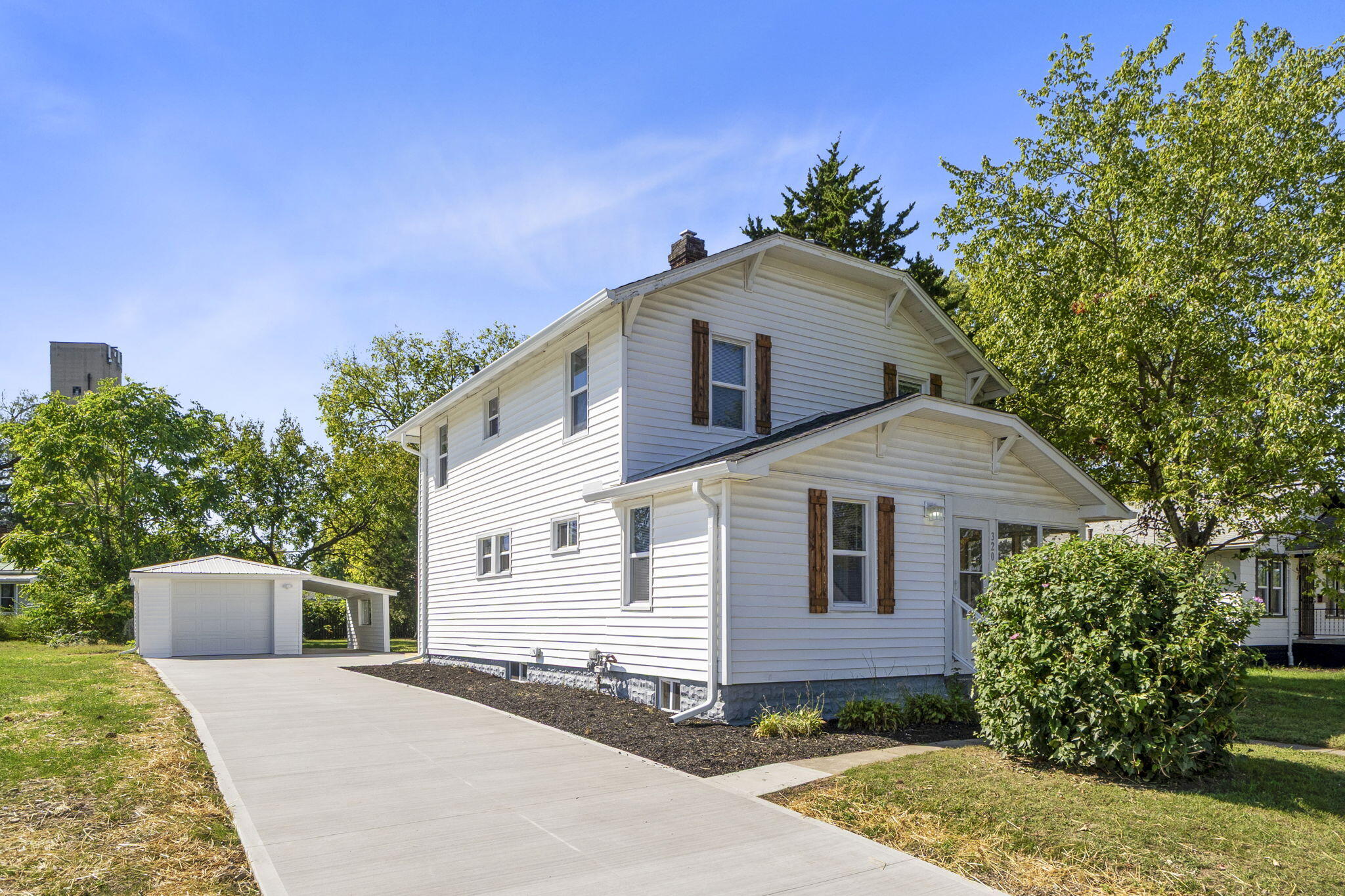 320 Xenia Drive, Fairborn, Ohio 45324