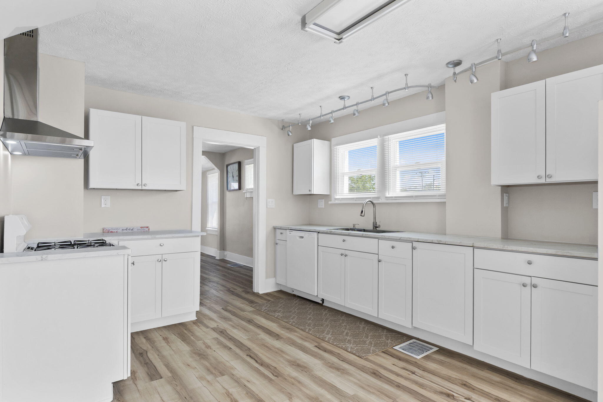 320 Xenia Drive, Fairborn, Ohio 45324