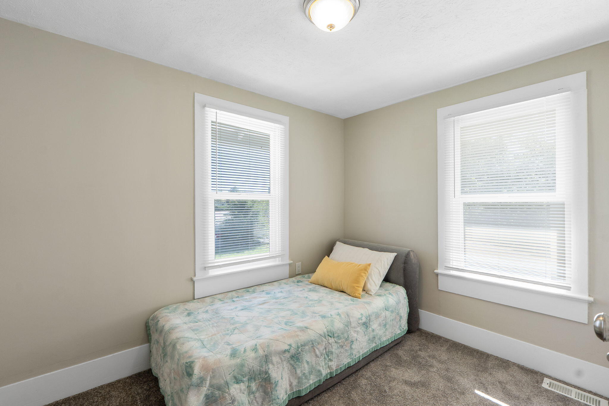 320 Xenia Drive, Fairborn, Ohio 45324