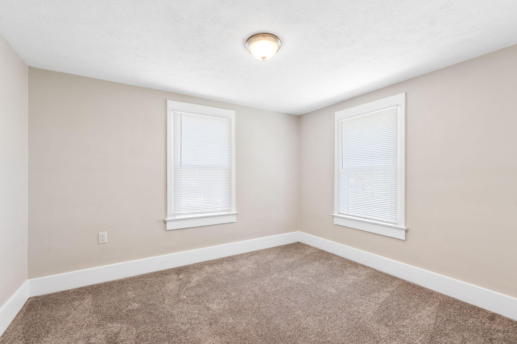 320 Xenia Drive, Fairborn, Ohio 45324