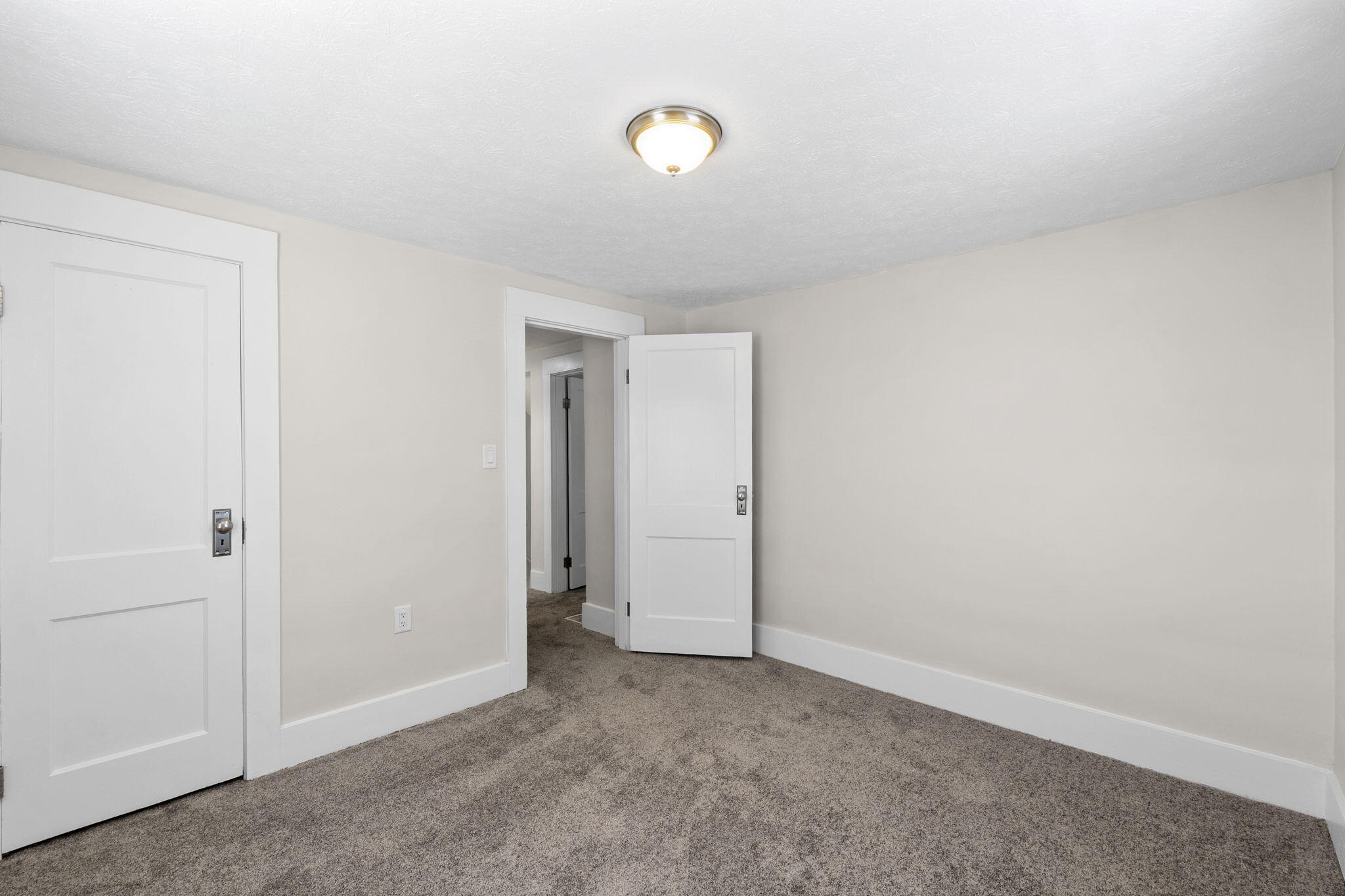 320 Xenia Drive, Fairborn, Ohio 45324