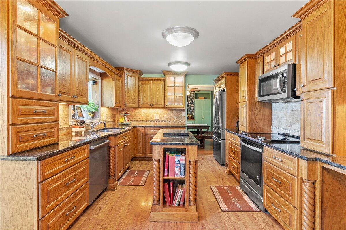 11279 Township Road 180, Kenton, Ohio 43326