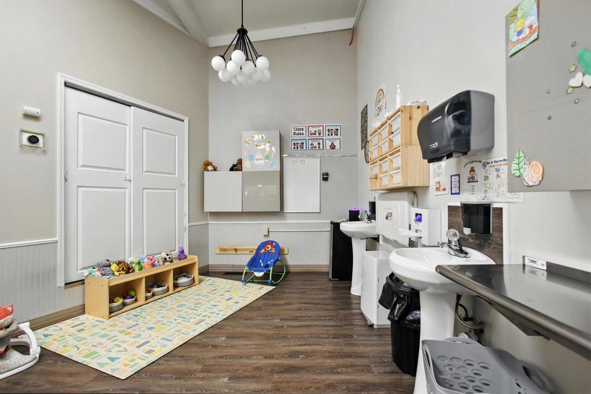 2105 Kenton Street, Springfield, Ohio 45505