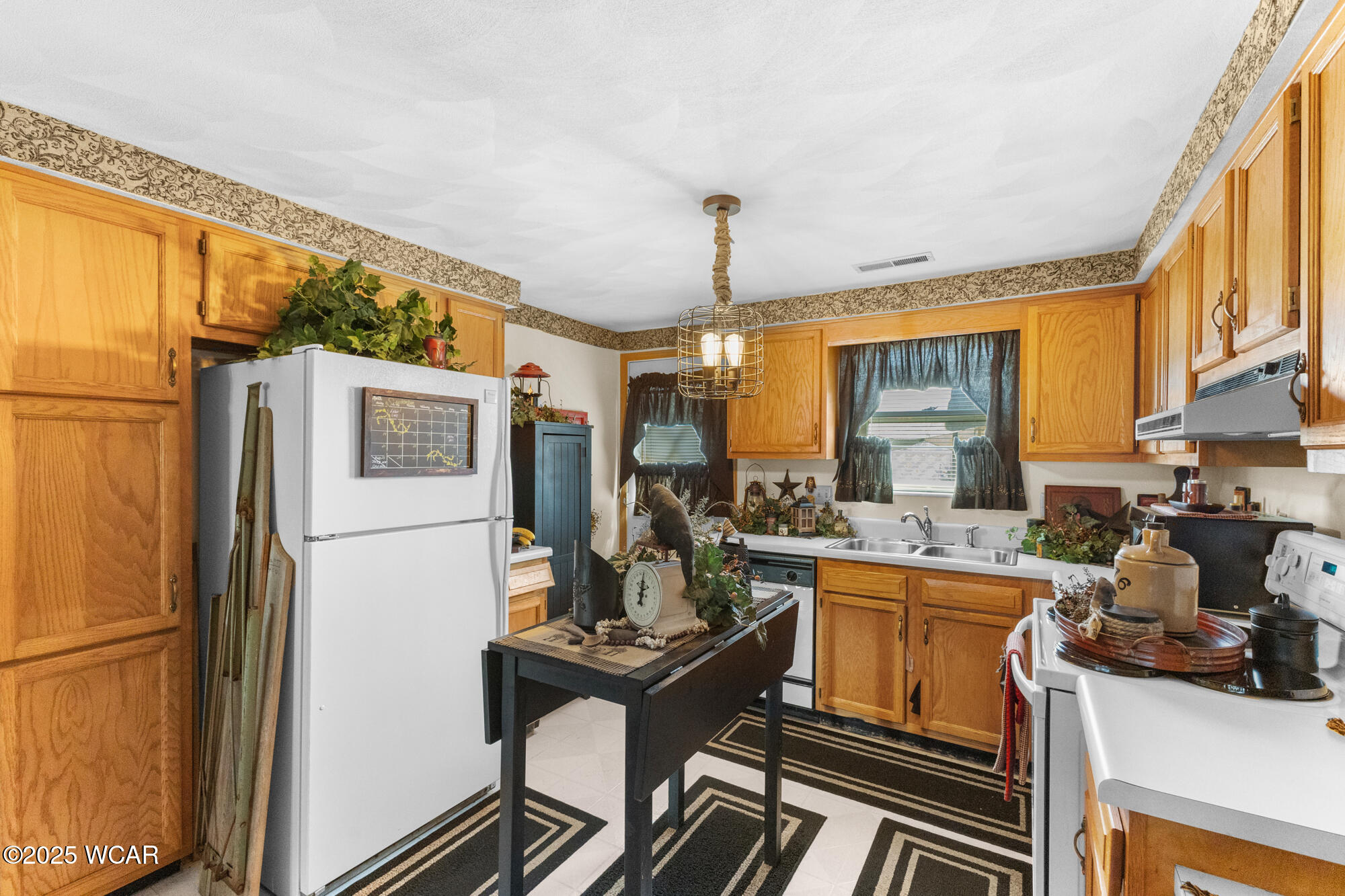 1606-1608 mockingbird lane Lane, Celina, Ohio