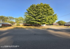 901 Gloria Avenue, Lima, Ohio, 3 Bedrooms Bedrooms, ,2 BathroomsBathrooms,Residential,For Sale,Gloria,308281