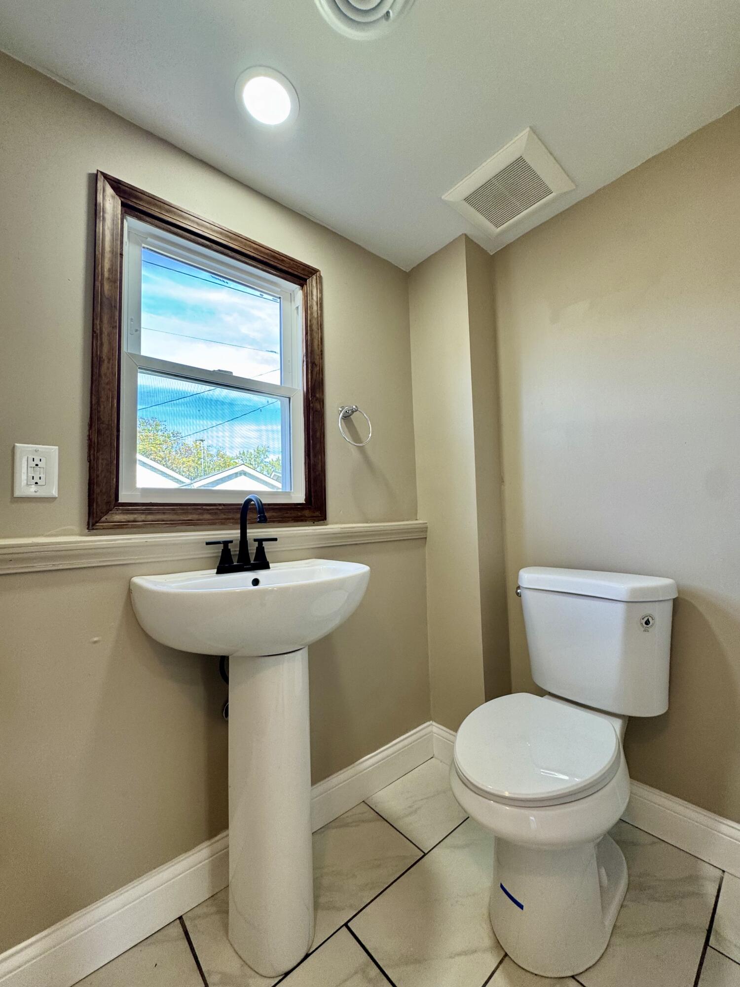 8960 Maple Street, Lakeview, Ohio 43331