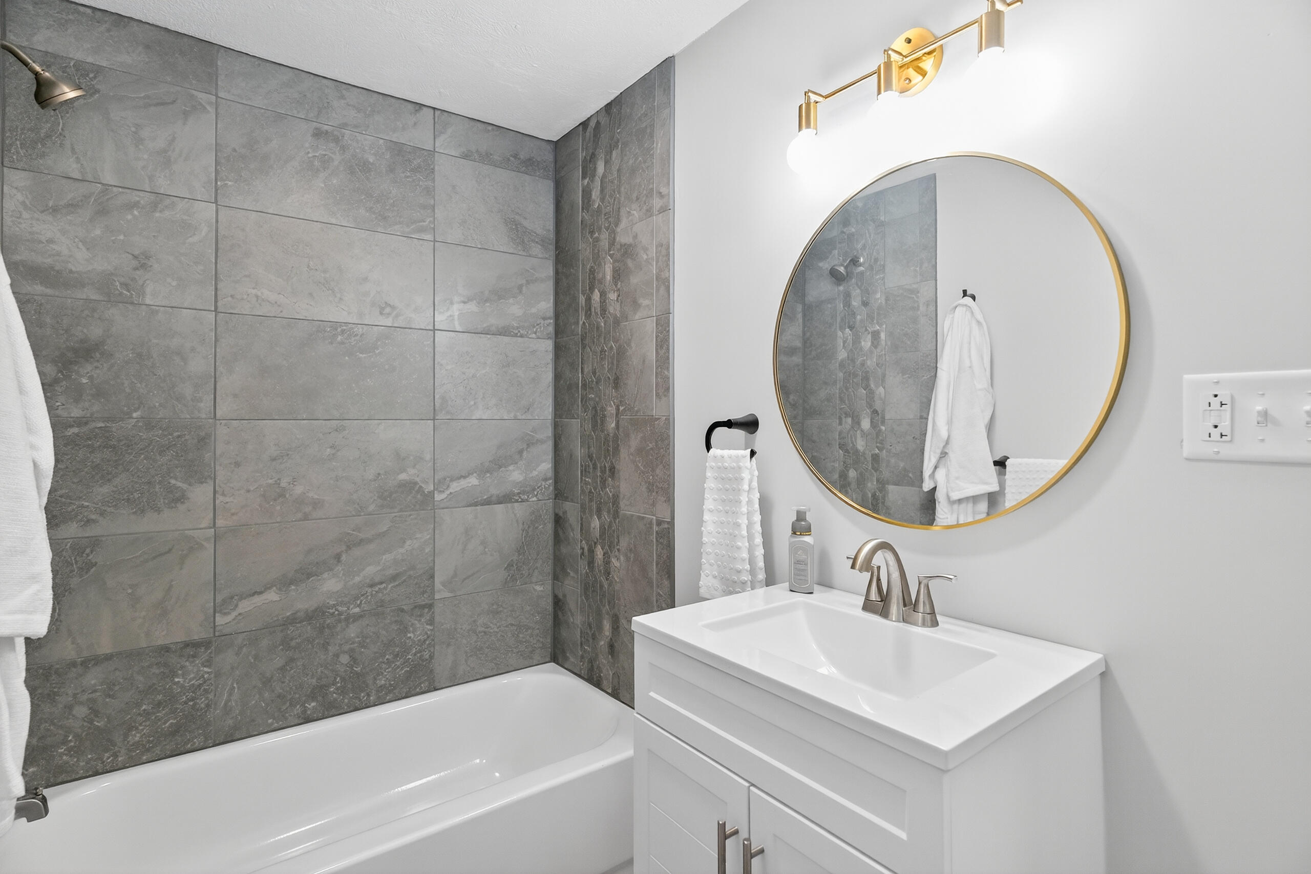 205 Linkensmith Drive, Anna, Ohio 45302