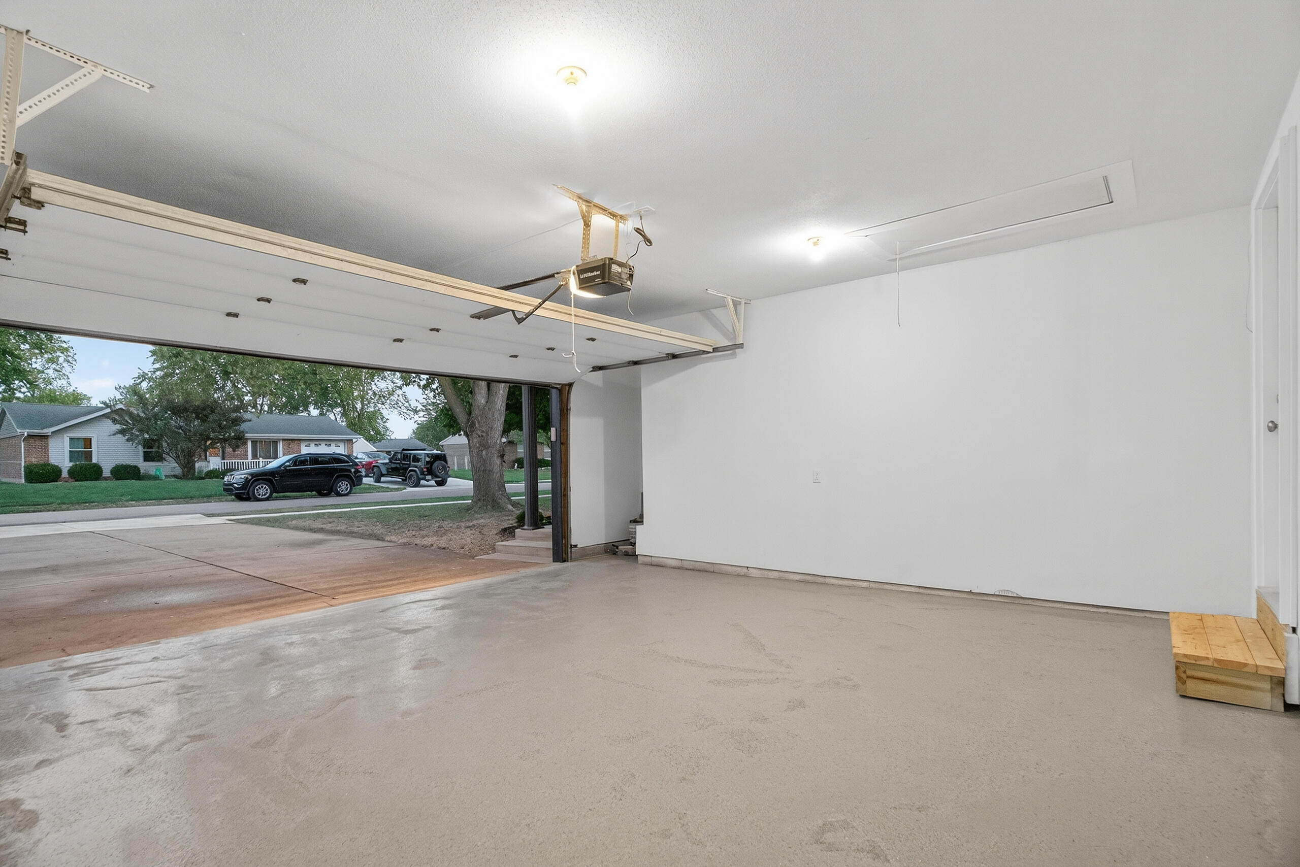 205 Linkensmith Drive, Anna, Ohio 45302