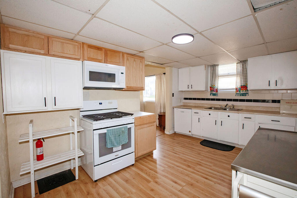 432 Detroit, Bellefontaine, Ohio 43311