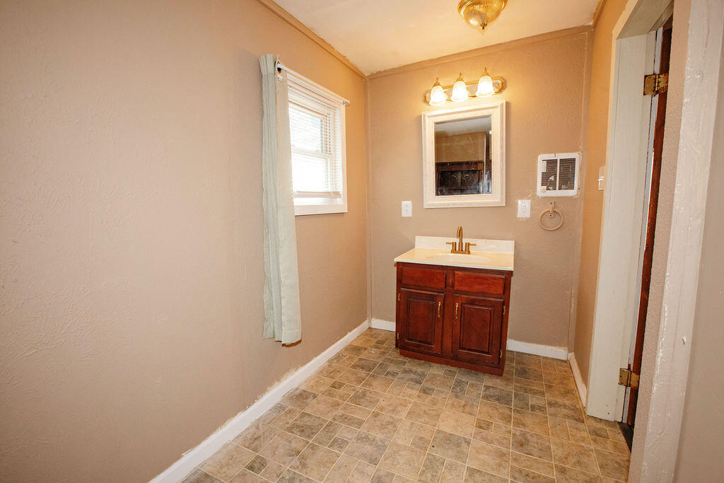 432 Detroit, Bellefontaine, Ohio 43311