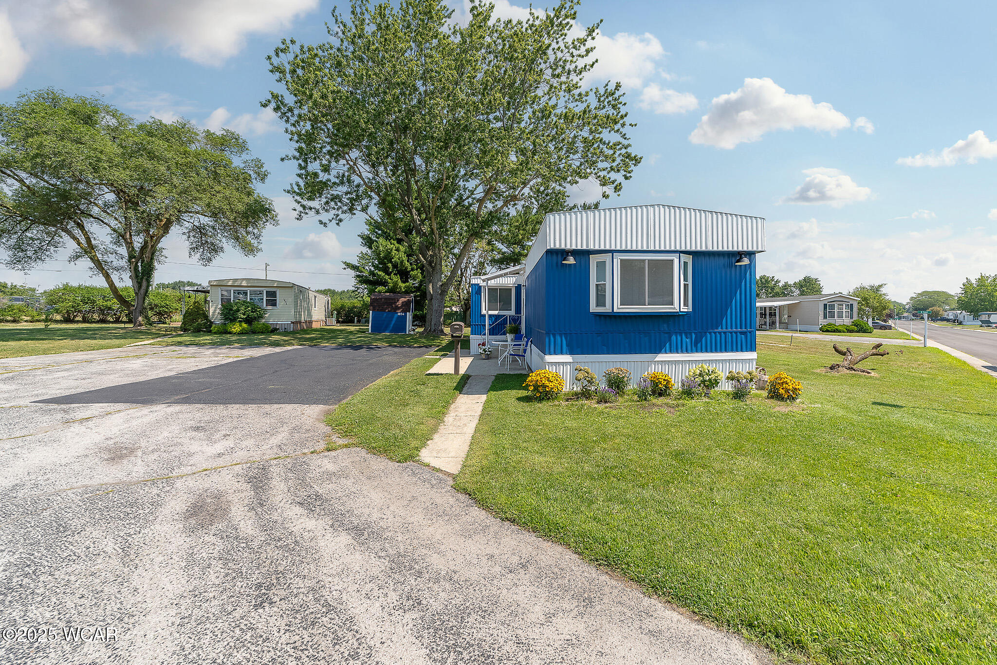 1854 Huntington Drive, Findlay, Ohio