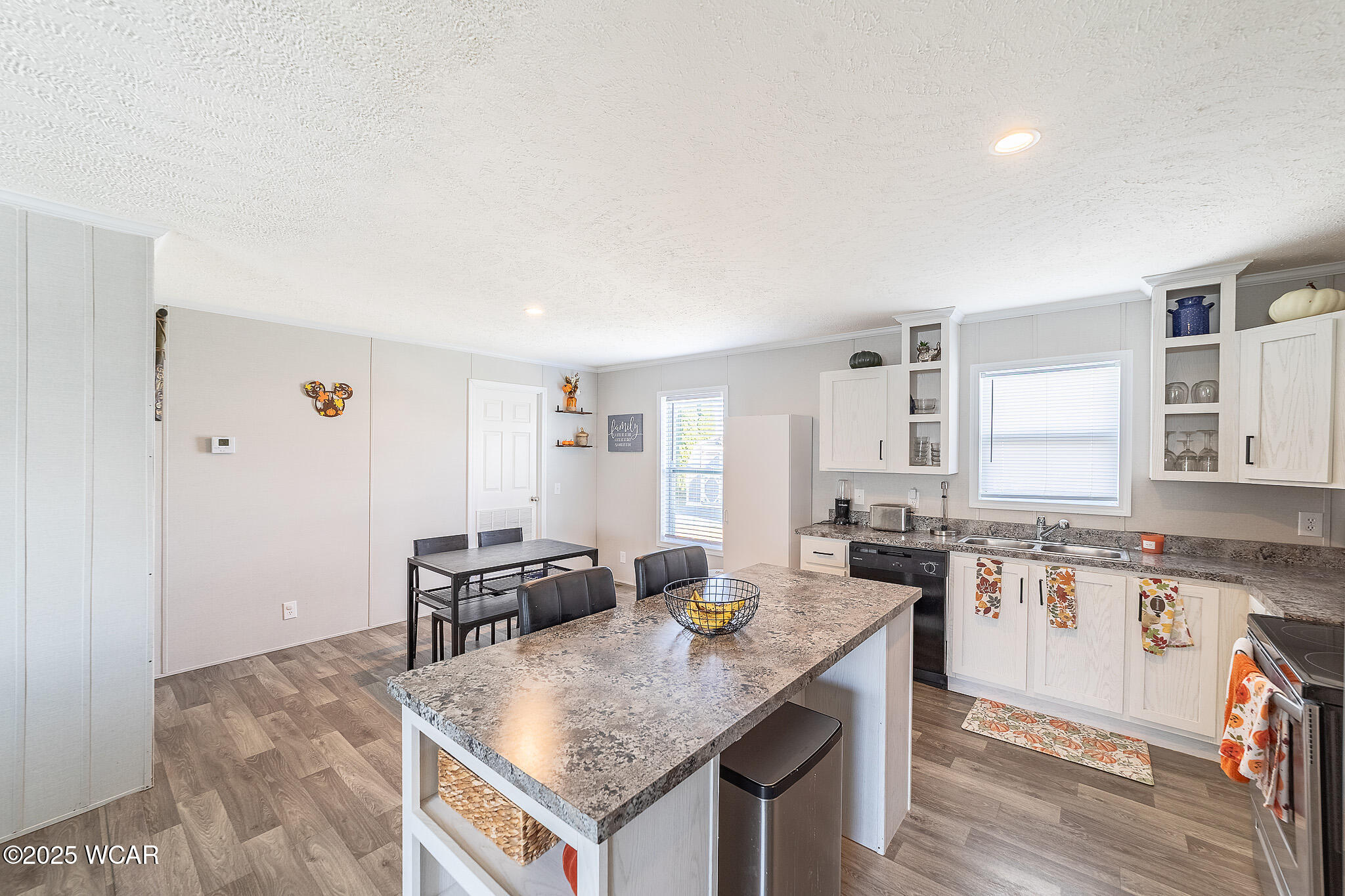 1928 Deer RIdge Drive, Findlay, Ohio