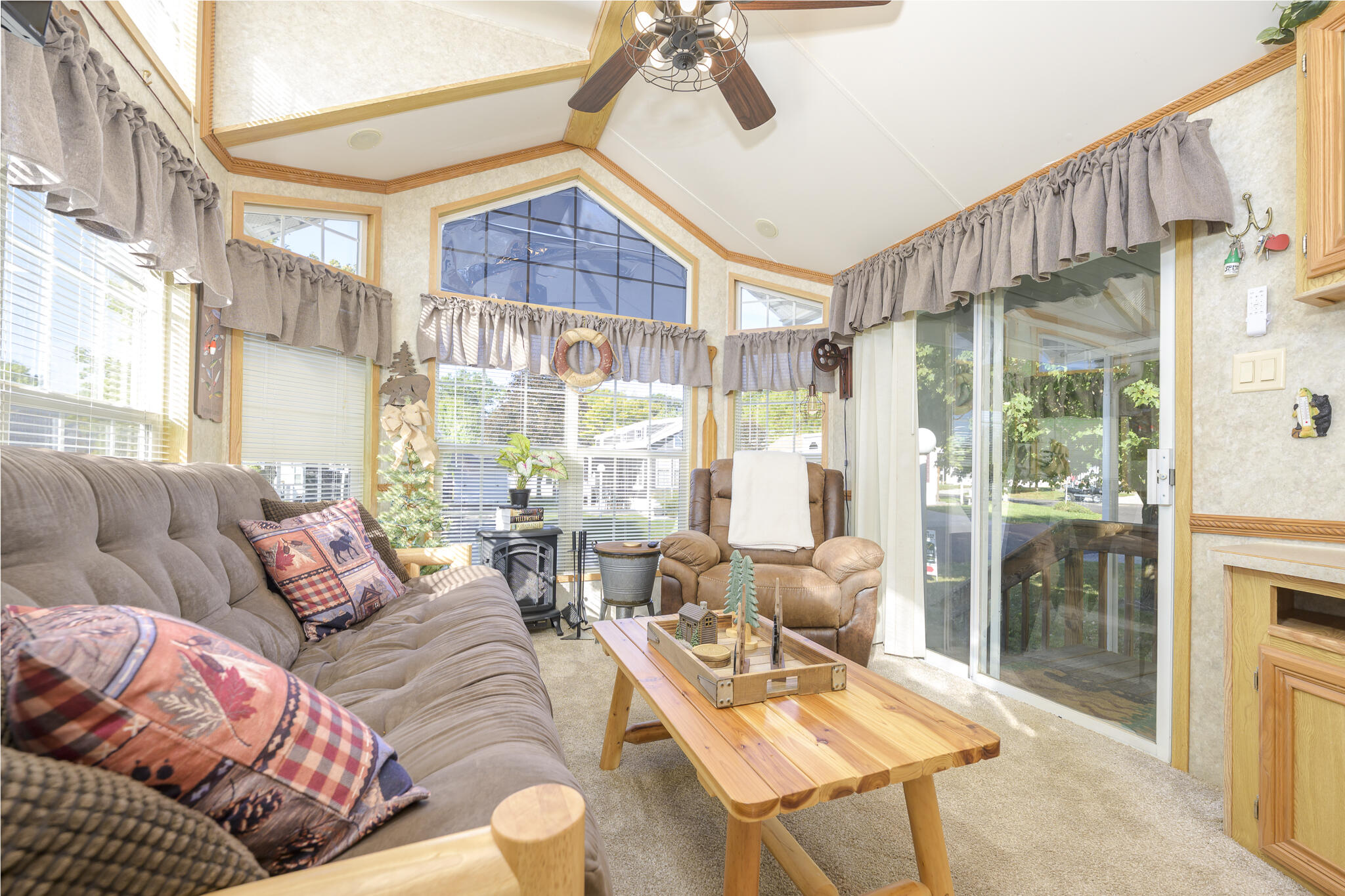 11377 Township Road 266, Lakeview, Ohio 43331