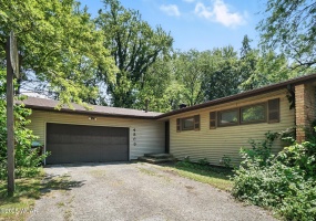 4563 Shawnee Road, Lima, Ohio, 4 Bedrooms Bedrooms, ,1 BathroomBathrooms,Residential,For Sale,Shawnee,307683