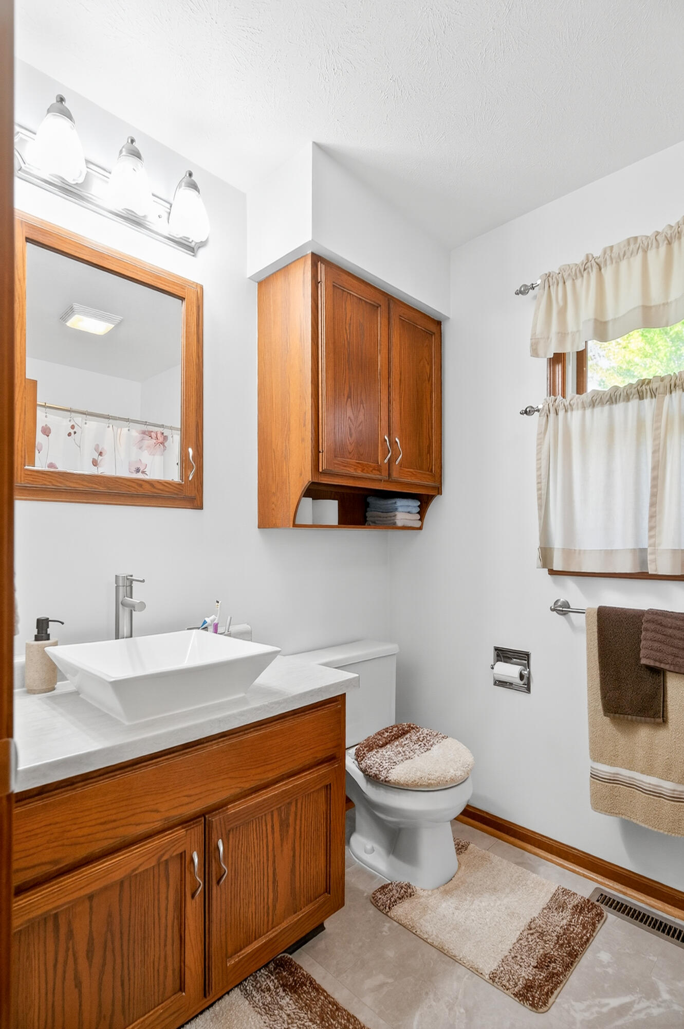 1559 Timberidge Drive, Sidney, Ohio 45365