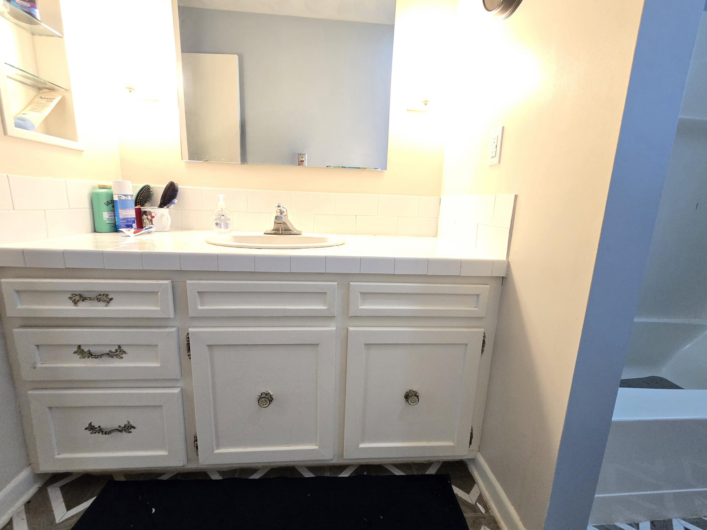 5197 County Road 1, Bellefontaine, Ohio 43311