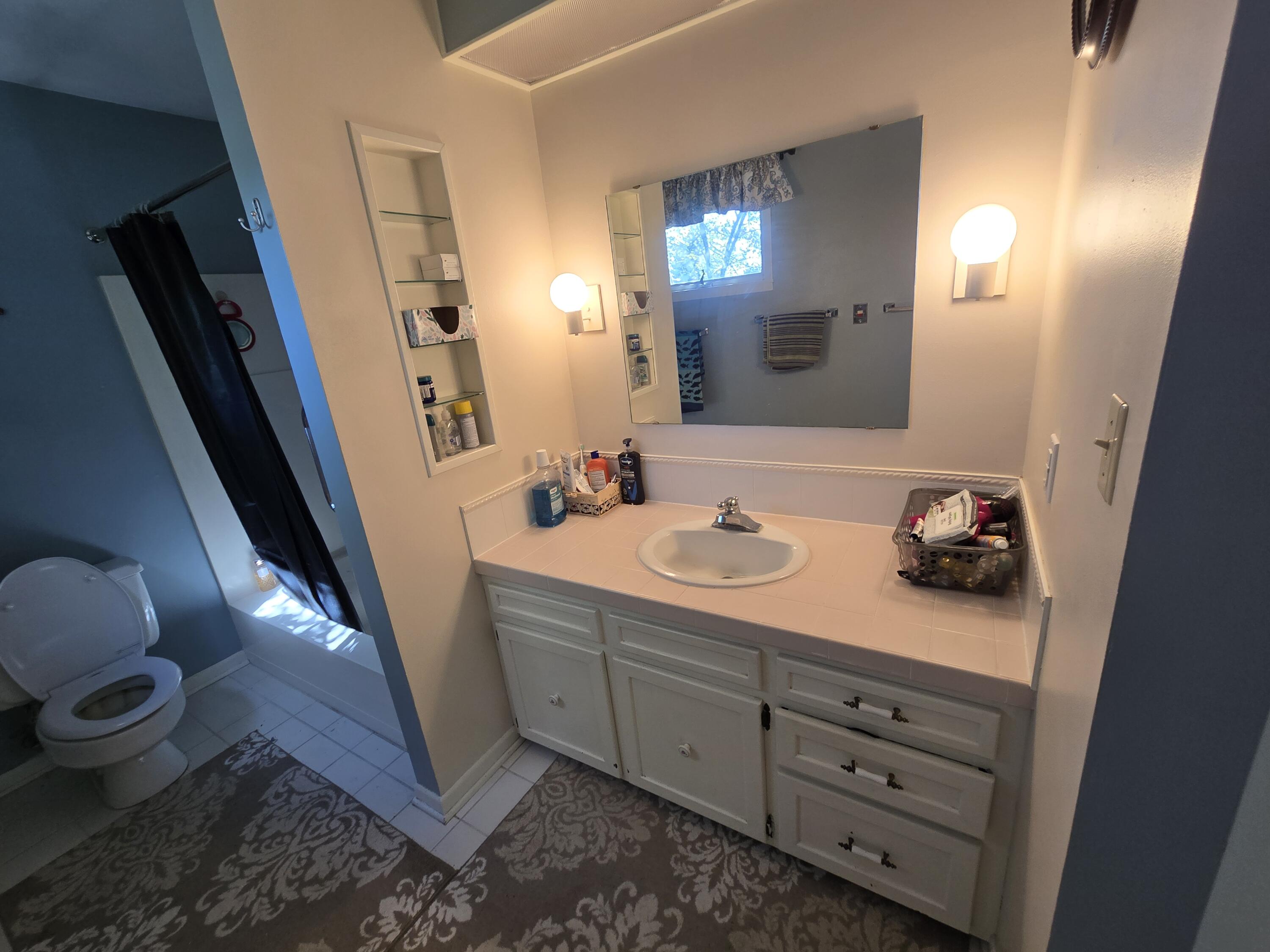 5197 County Road 1, Bellefontaine, Ohio 43311