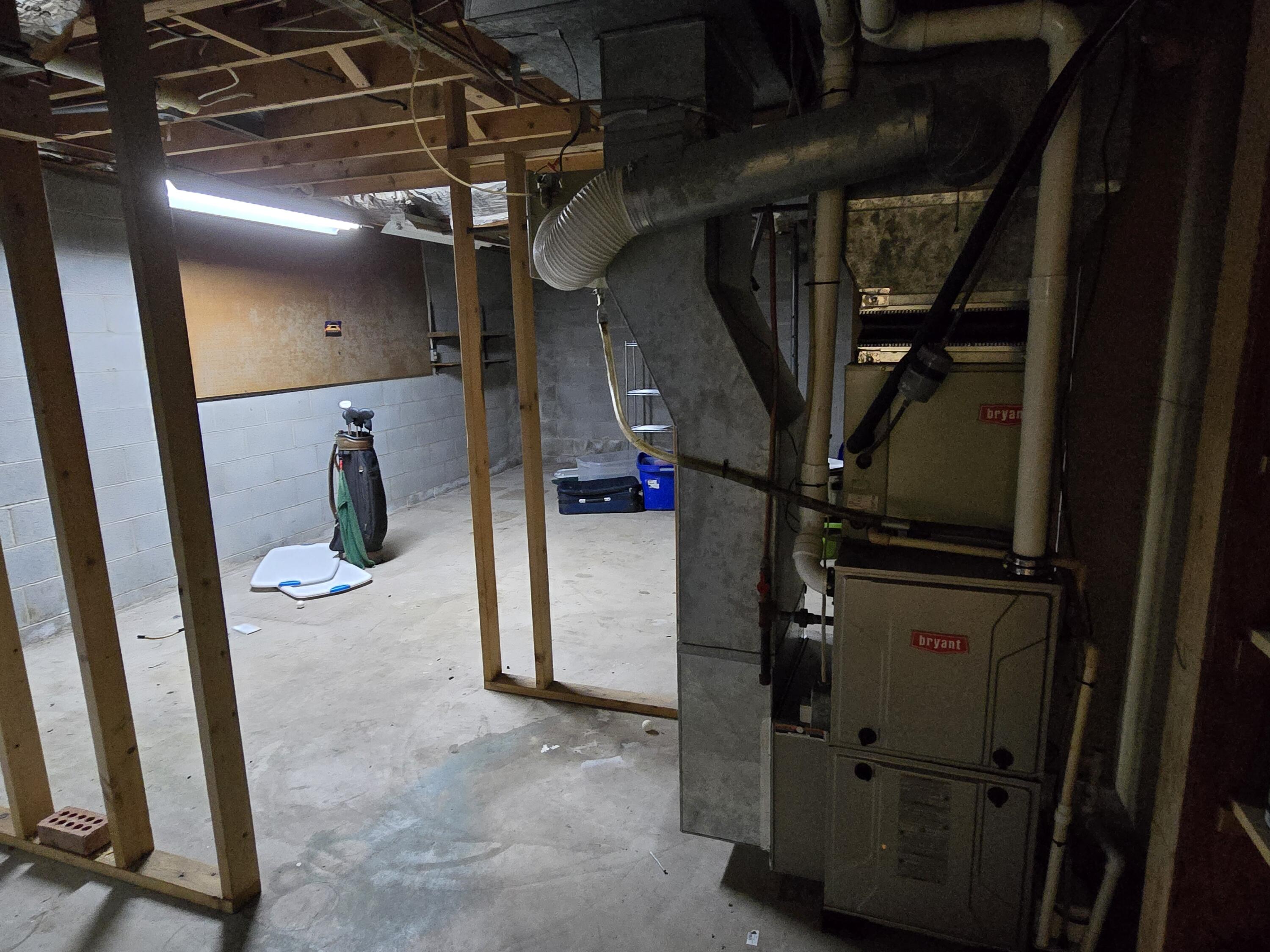 5197 County Road 1, Bellefontaine, Ohio 43311