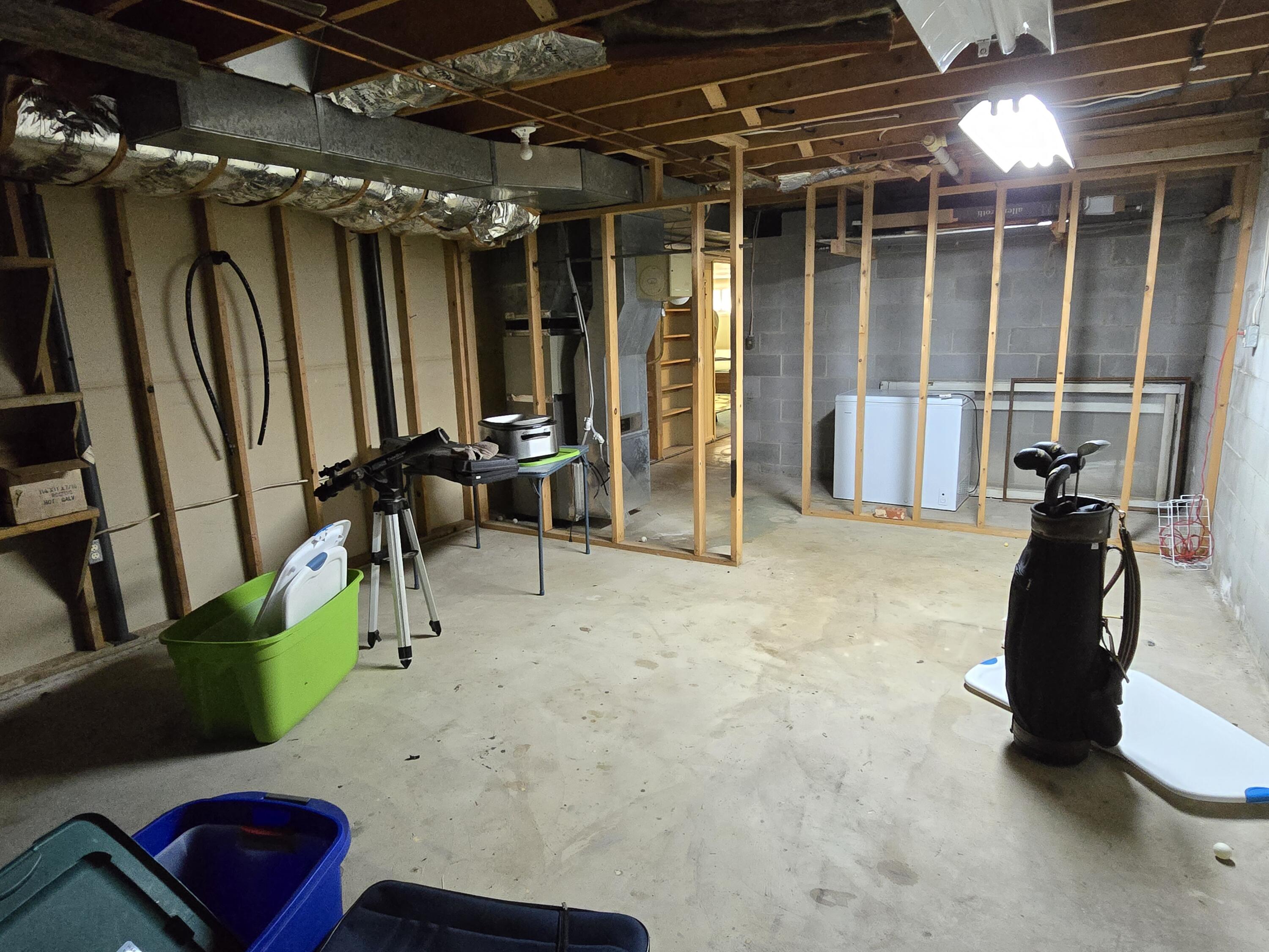 5197 County Road 1, Bellefontaine, Ohio 43311