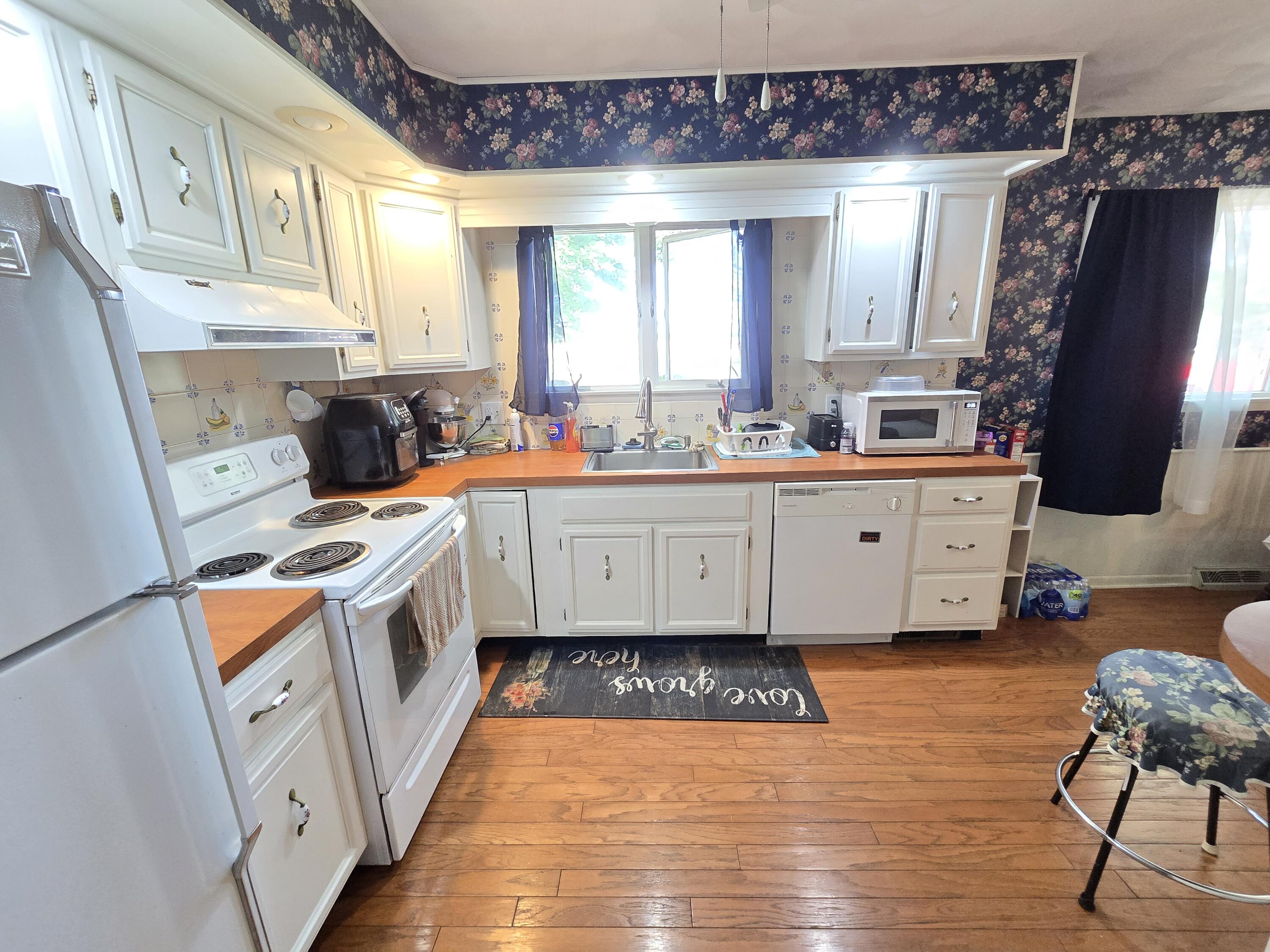 5197 County Road 1, Bellefontaine, Ohio 43311