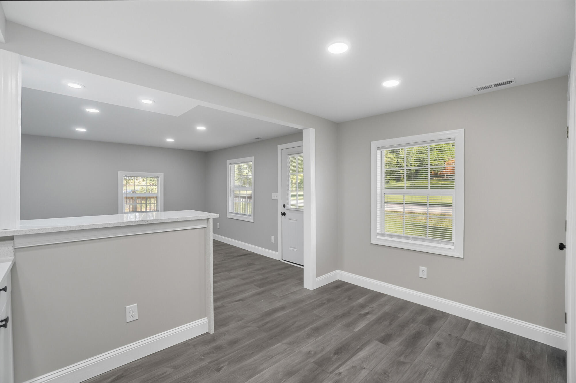 5073 Kerns Road, Springfield, Ohio 45502