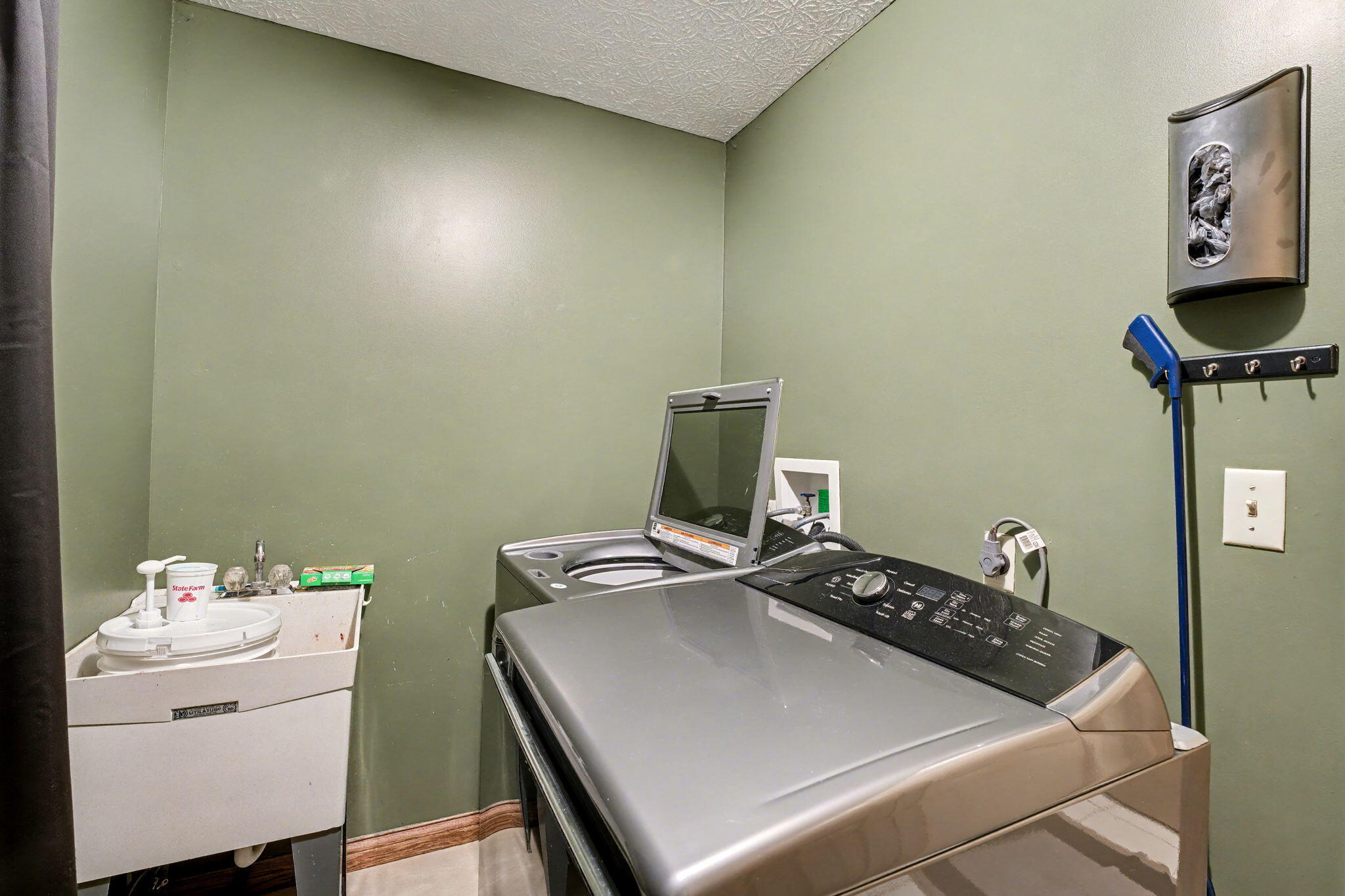 3236 Sioux Drive, Piqua, Ohio 45356