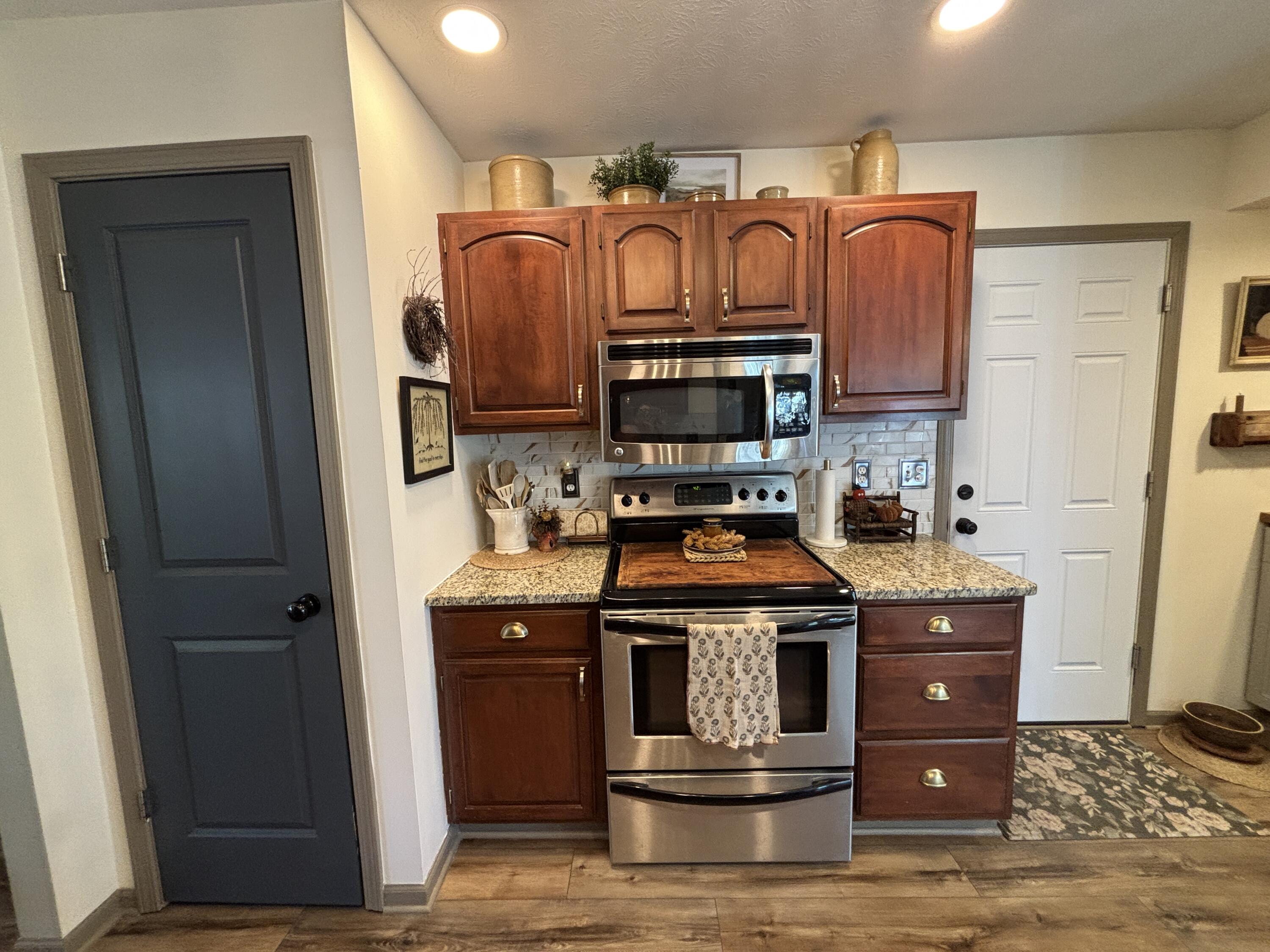 2805 Old Oak Lane, Springfield, Ohio 45503