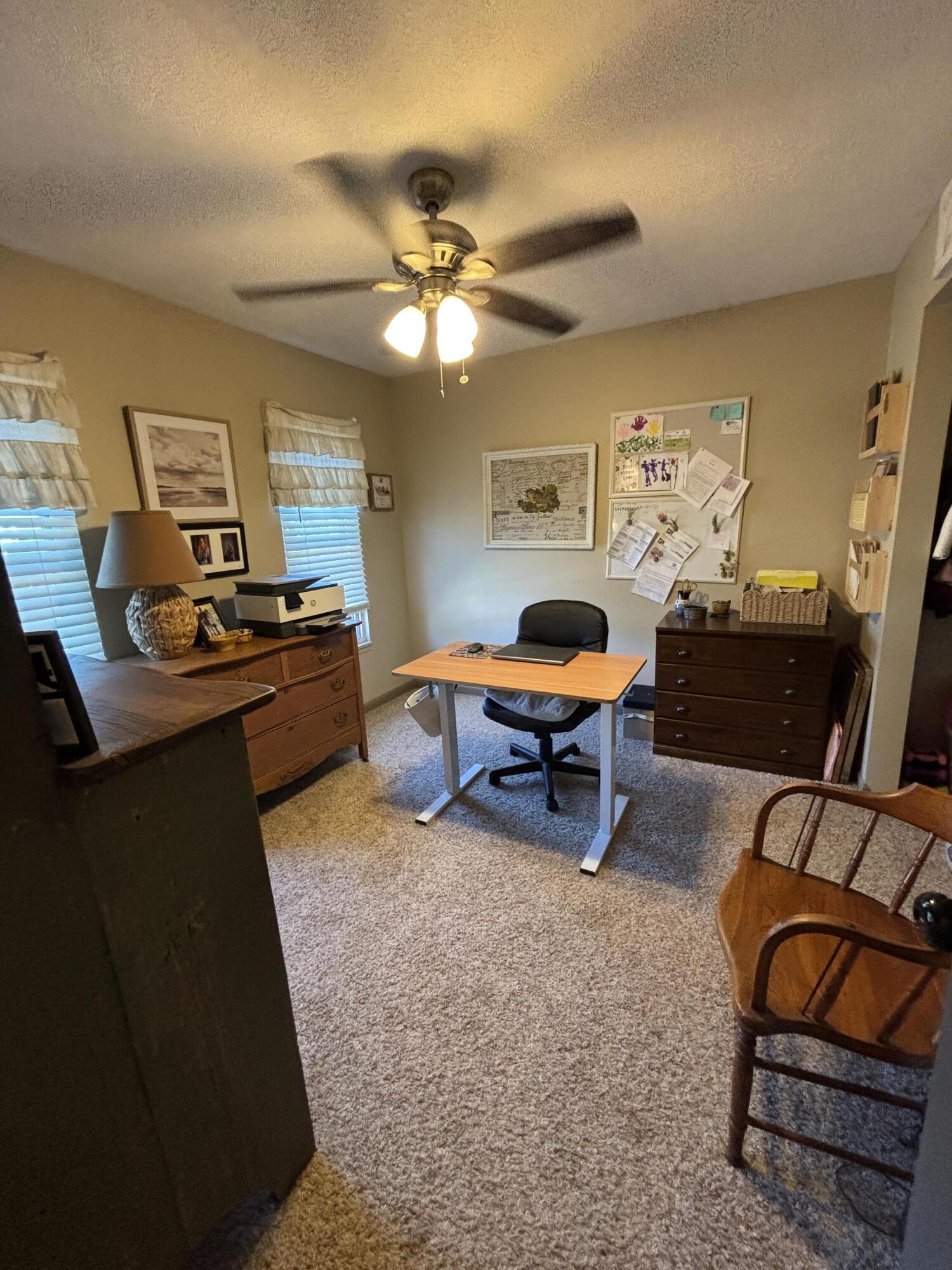 2805 Old Oak Lane, Springfield, Ohio 45503