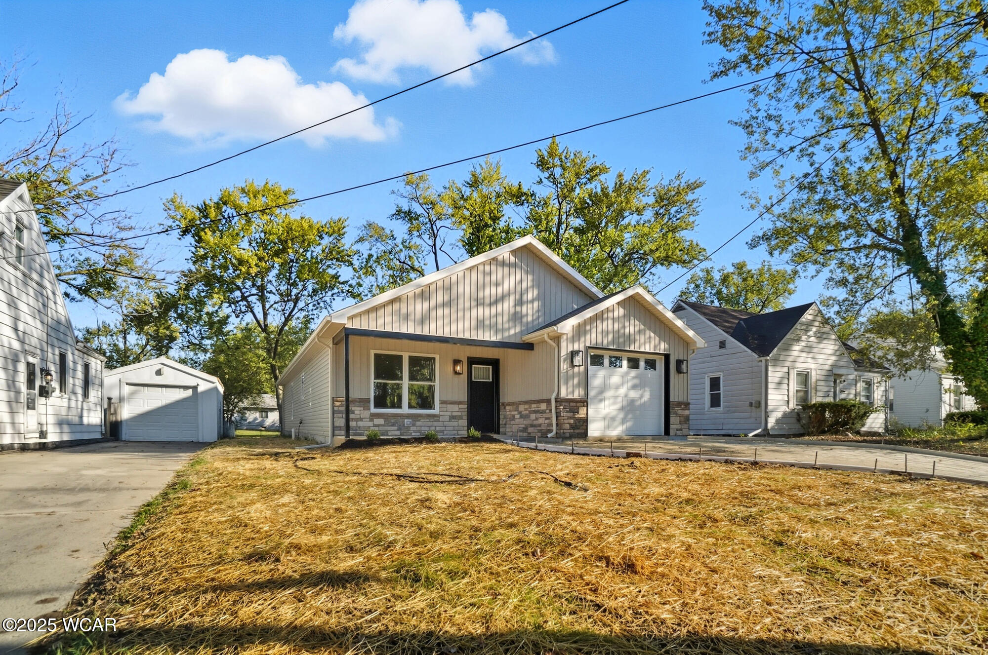 2272 Lakewood Avenue, Lima, Ohio