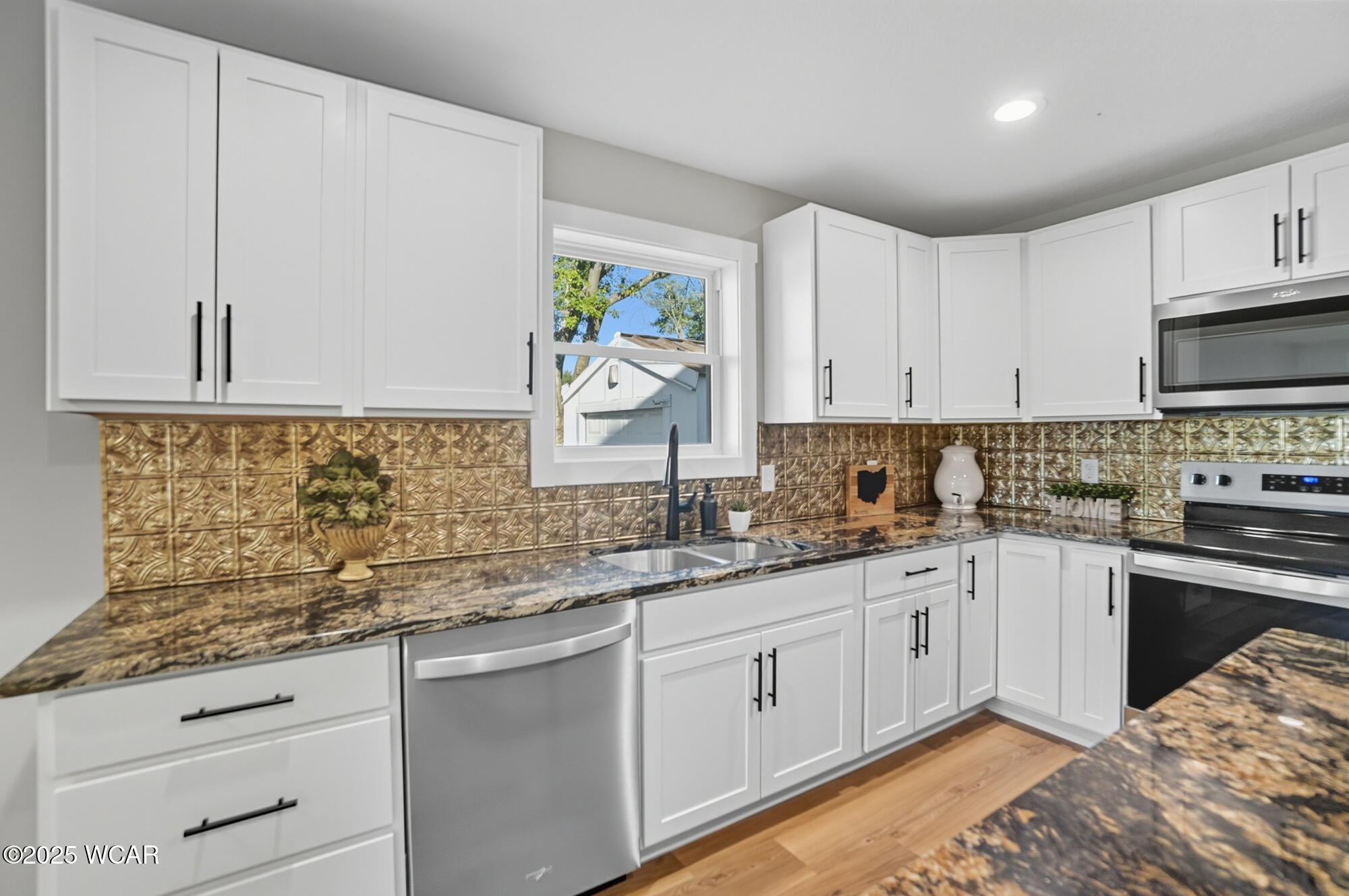 2272 Lakewood Avenue, Lima, Ohio
