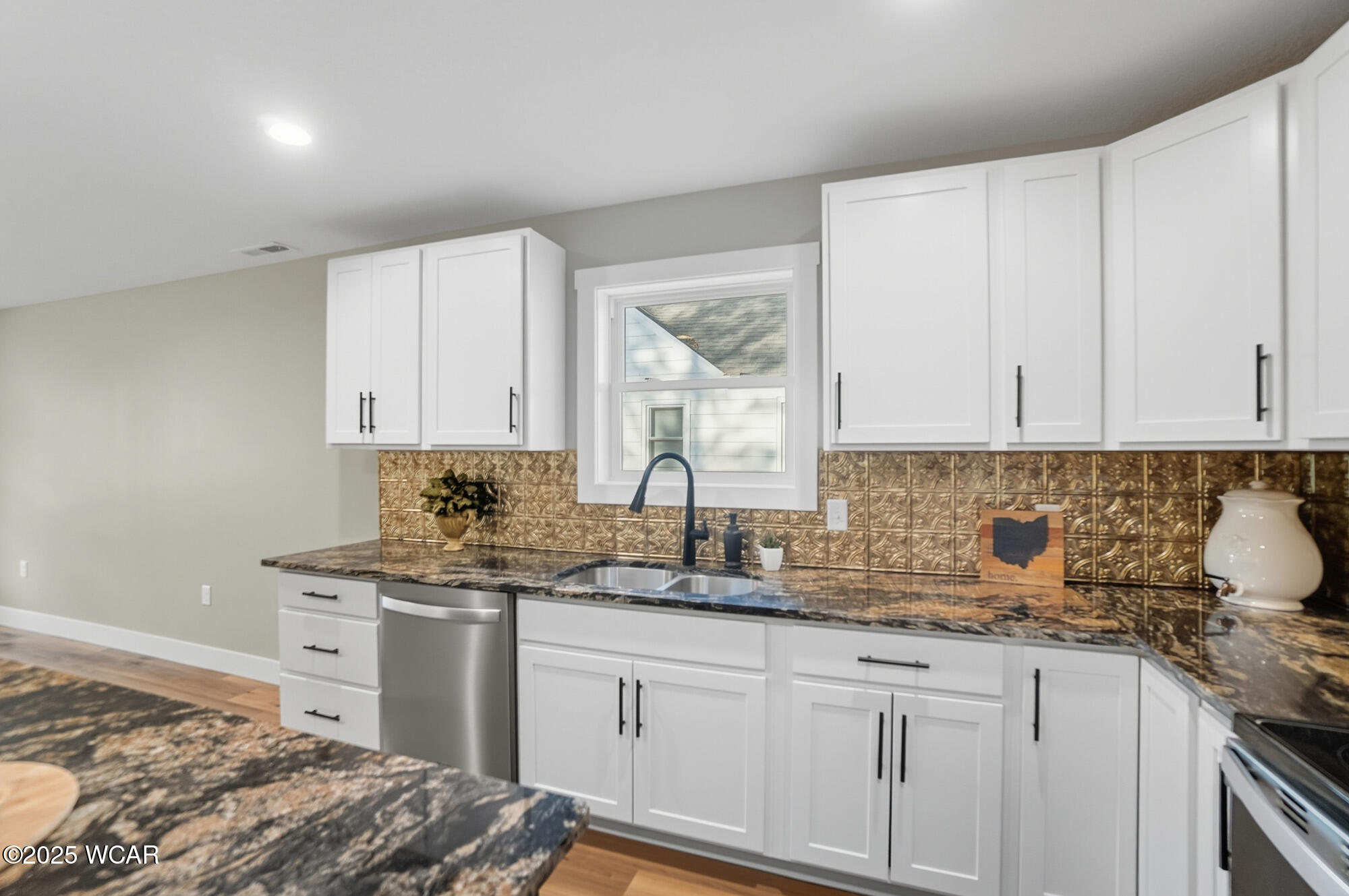 2272 Lakewood Avenue, Lima, Ohio
