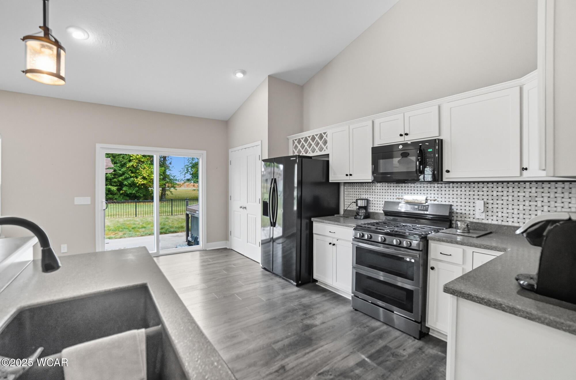 121 Bluegrass Drive, Wapakoneta, Ohio