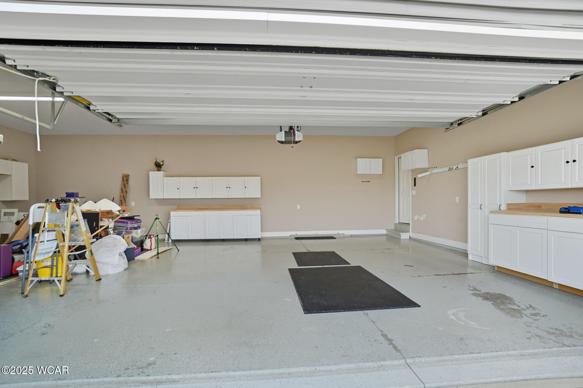 121 Bluegrass Drive, Wapakoneta, Ohio