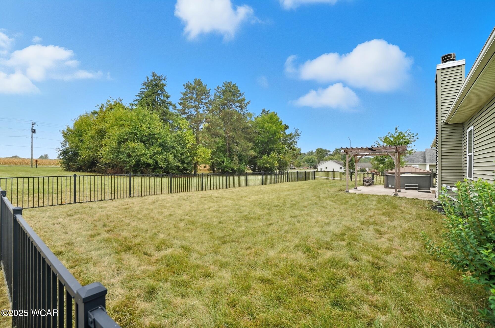 121 Bluegrass Drive, Wapakoneta, Ohio