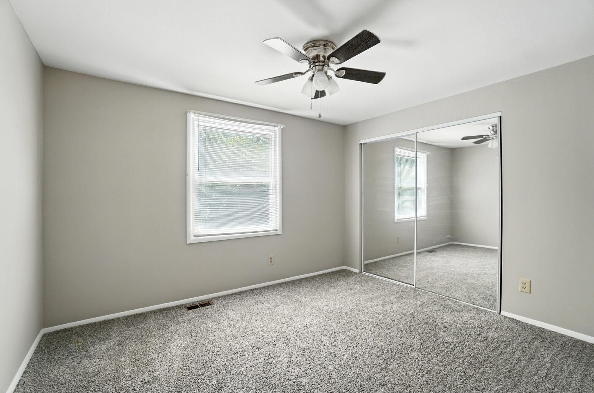 5604 Sandpiper Lane, Huber Heights, Ohio 45424