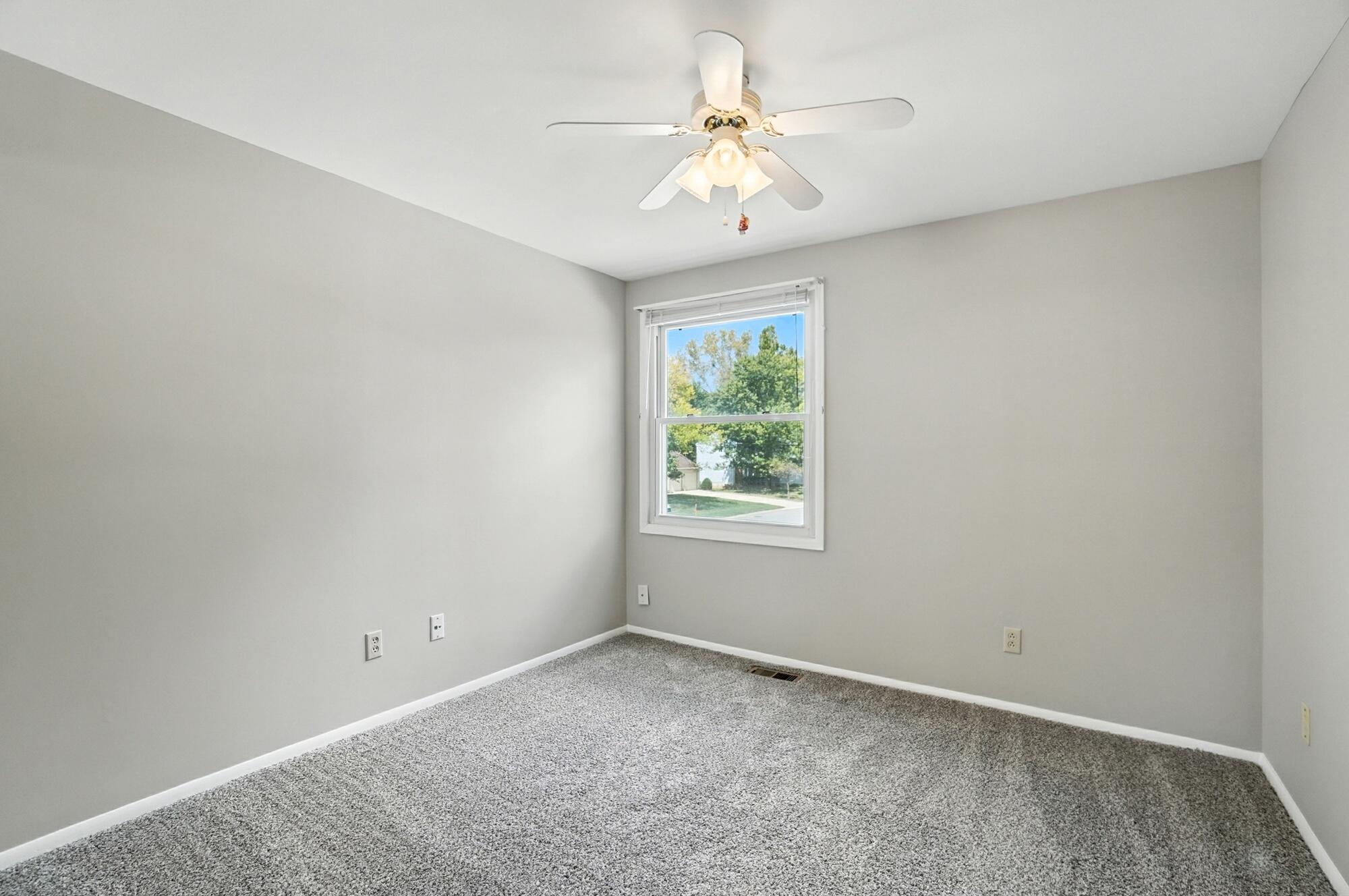 5604 Sandpiper Lane, Huber Heights, Ohio 45424