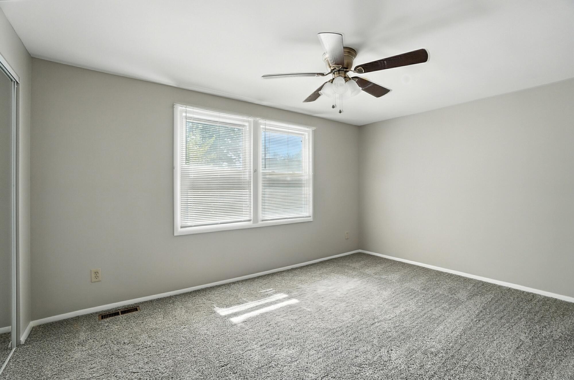 5604 Sandpiper Lane, Huber Heights, Ohio 45424