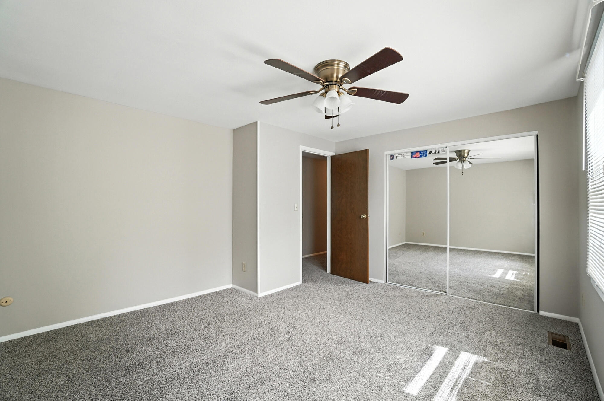 5604 Sandpiper Lane, Huber Heights, Ohio 45424