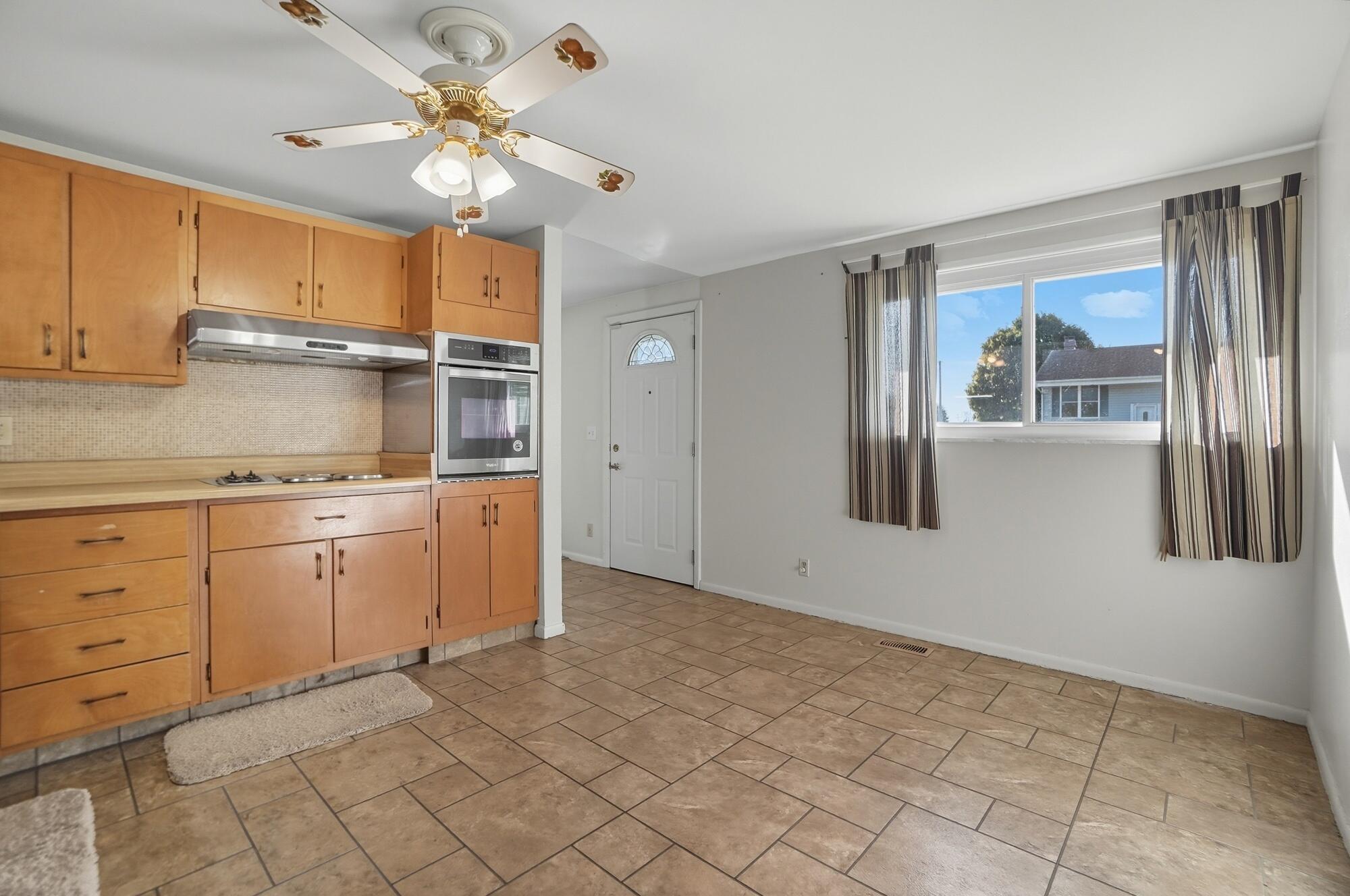 1190 Shirra Avenue, New Carlisle, Ohio 45344