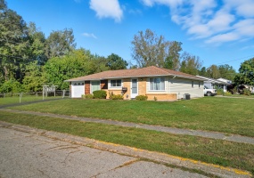 1190 Shirra Avenue, New Carlisle, Ohio 45344, 3 Bedrooms Bedrooms, ,1 BathroomBathrooms,Residential,For Sale,Shirra,1041770