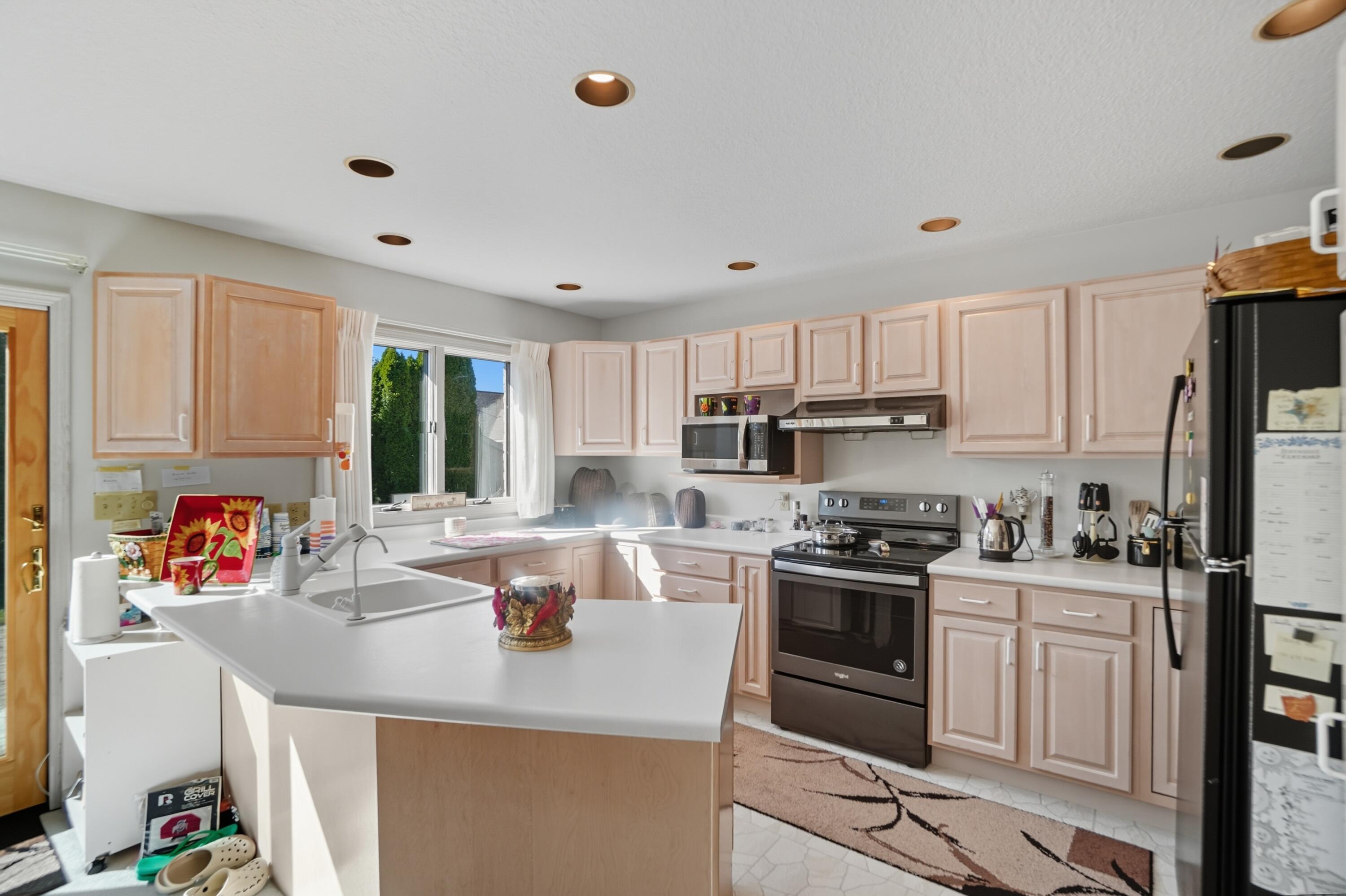 1112 Larkspur Lane, Celina, Ohio 45822