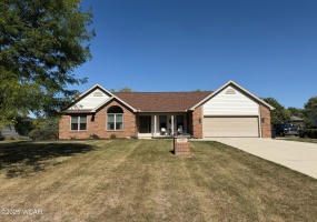 4456 Meadowlands Drive, Lima, Ohio, 3 Bedrooms Bedrooms, ,2 BathroomsBathrooms,Residential,For Sale,Meadowlands,308451