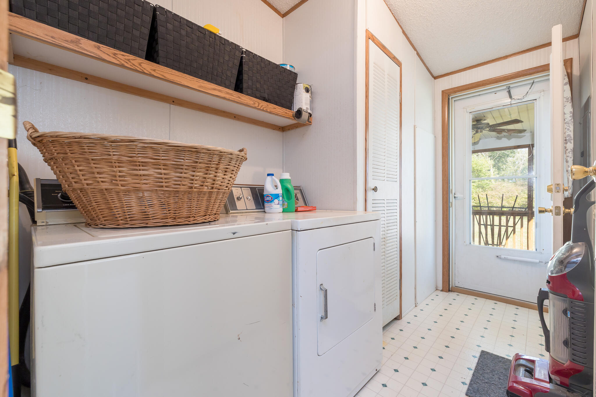 16235 Maple Avenue, Belle Center, Ohio 43310