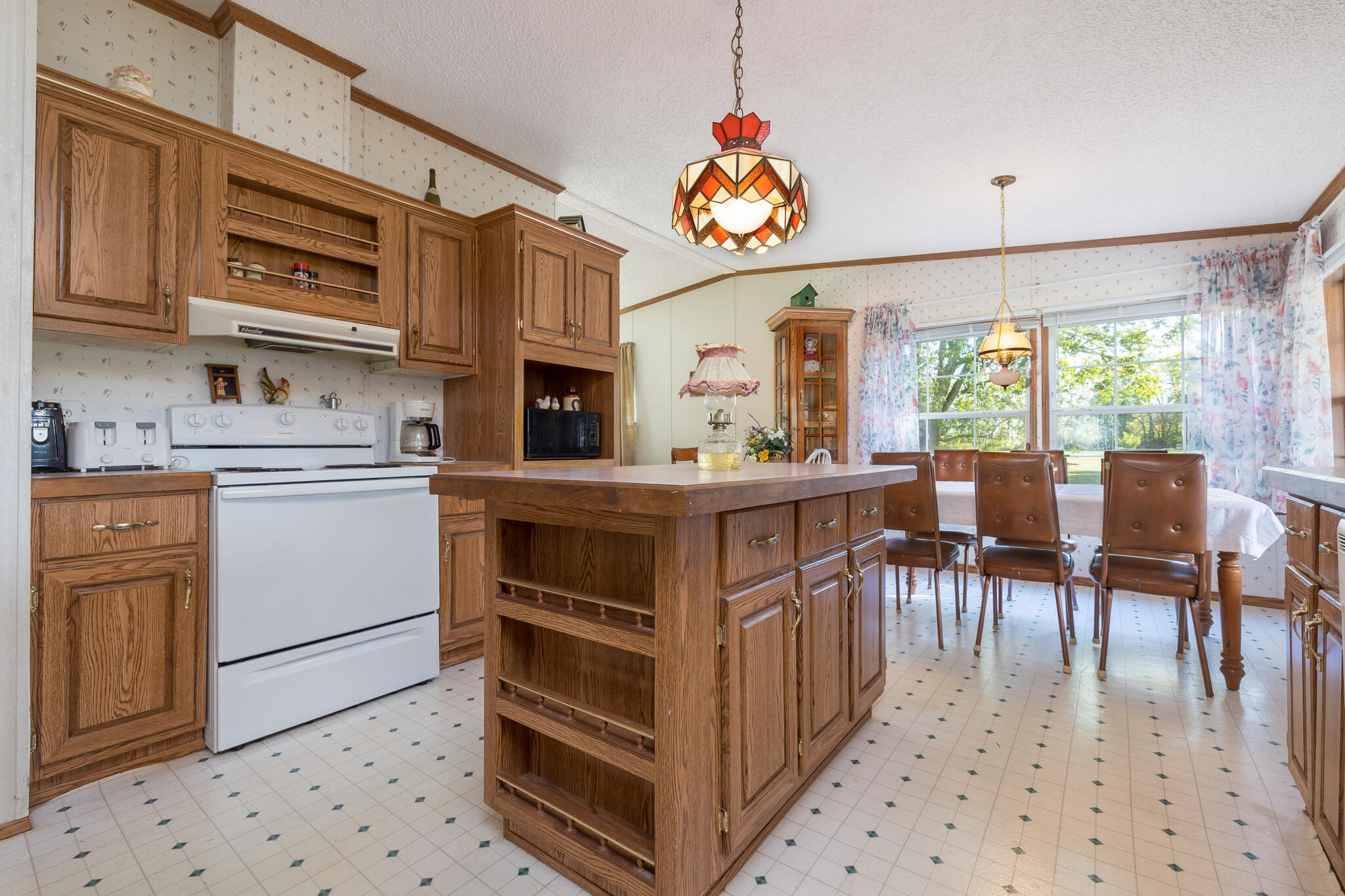 16235 Maple Avenue, Belle Center, Ohio 43310