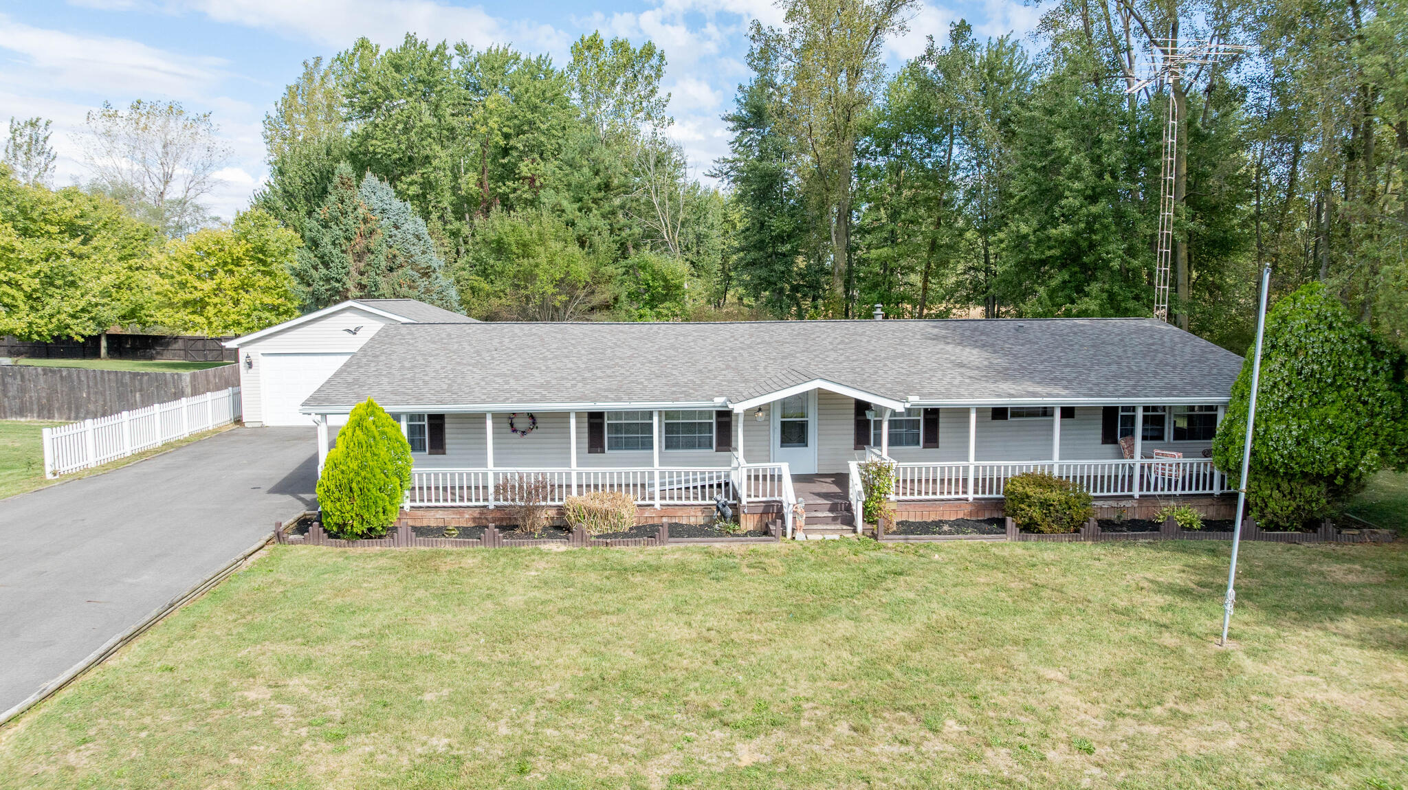 16235 Maple Avenue, Belle Center, Ohio 43310