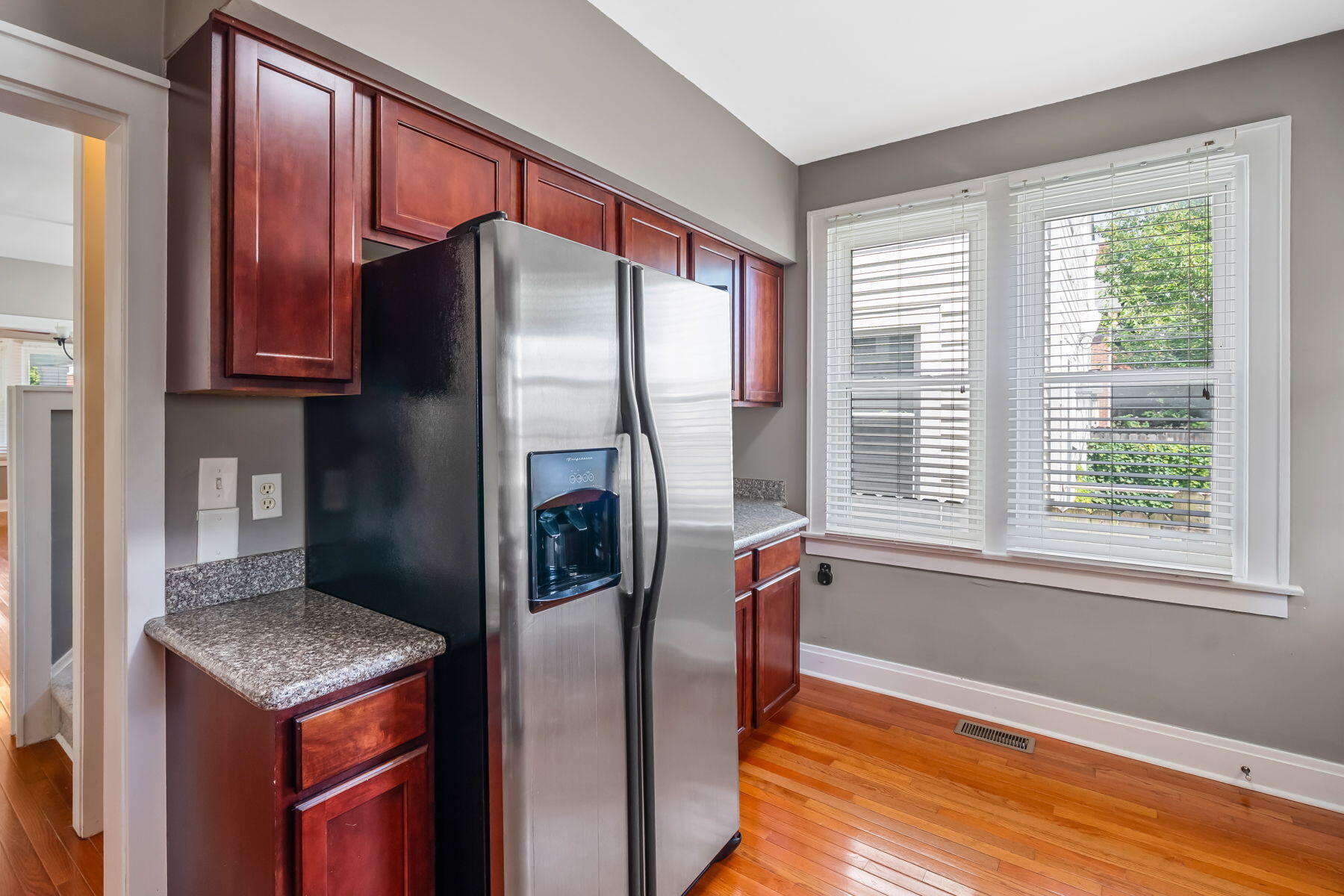 1542 4th Street, Columbus, Ohio 43207