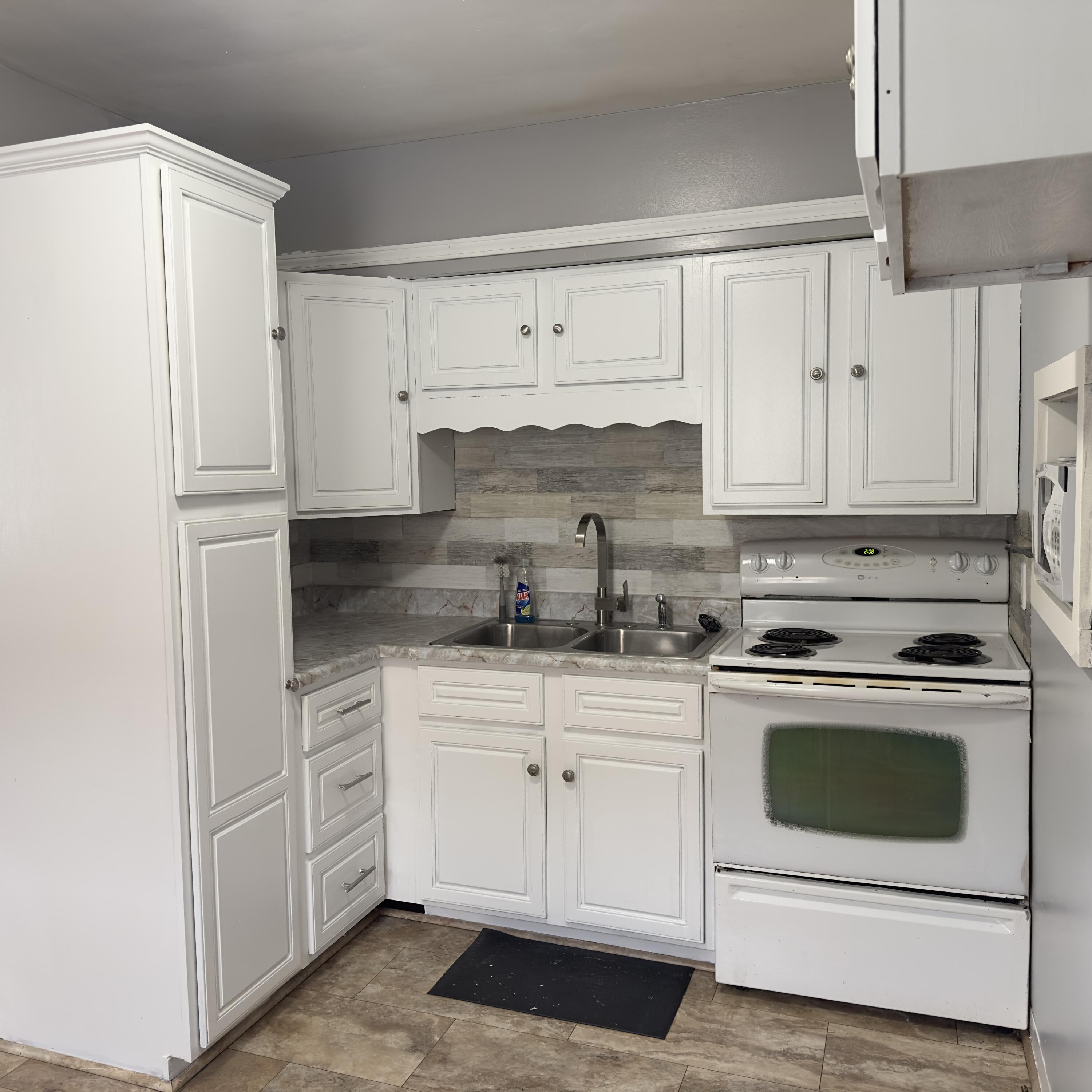 731 Michigan Avenue, Troy, Ohio 45373